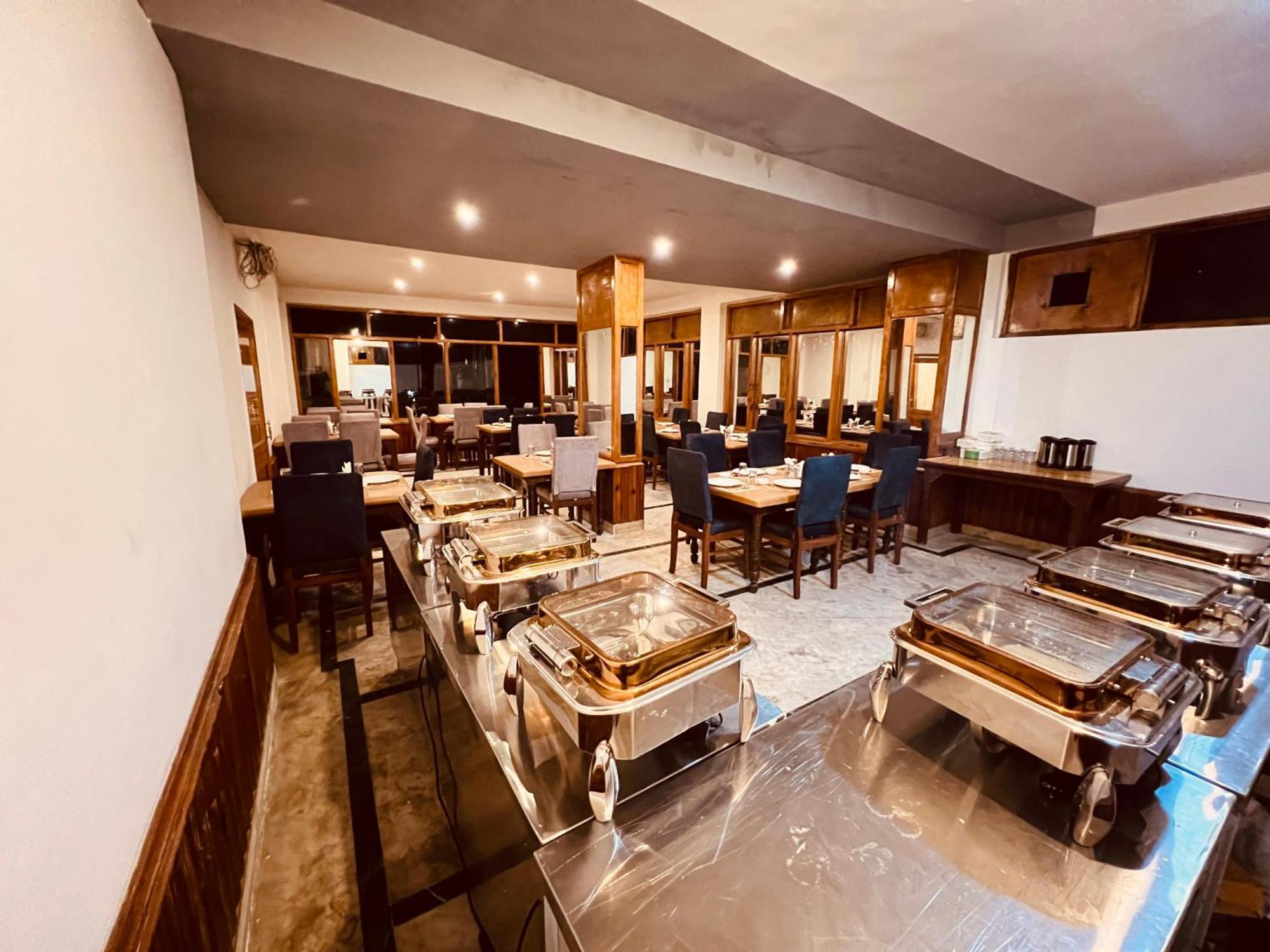 Hill River - Heated & Air Cooled - Near Mall Road , Of 2024- 2025 Manali (Himachal Pradesh)