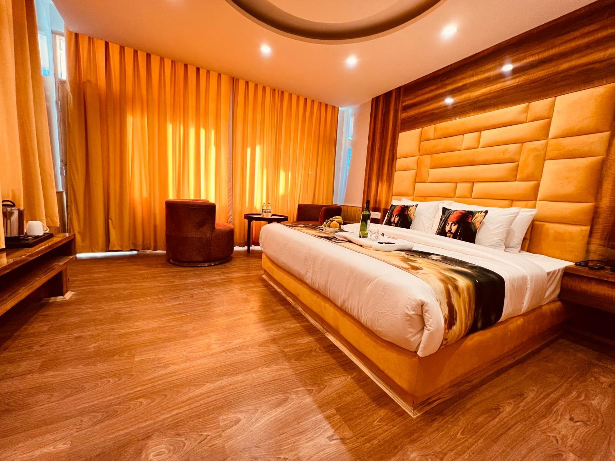 Hill River - Heated & Air Cooled - Near Mall Road , Of 2024- 2025 Manali (Himachal Pradesh)