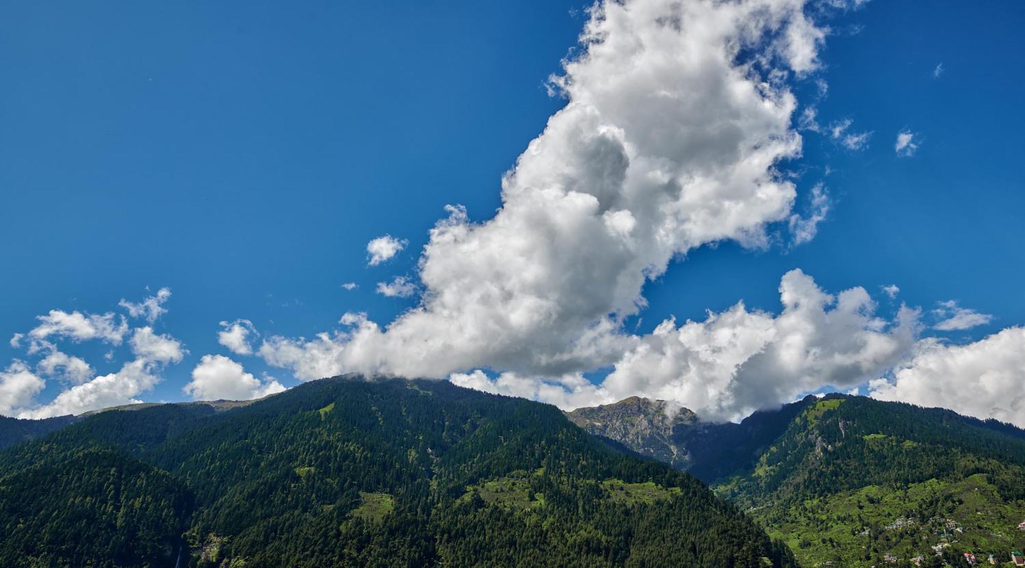 Warehouse Suites And Loft Hotel Manali (Himachal Pradesh)