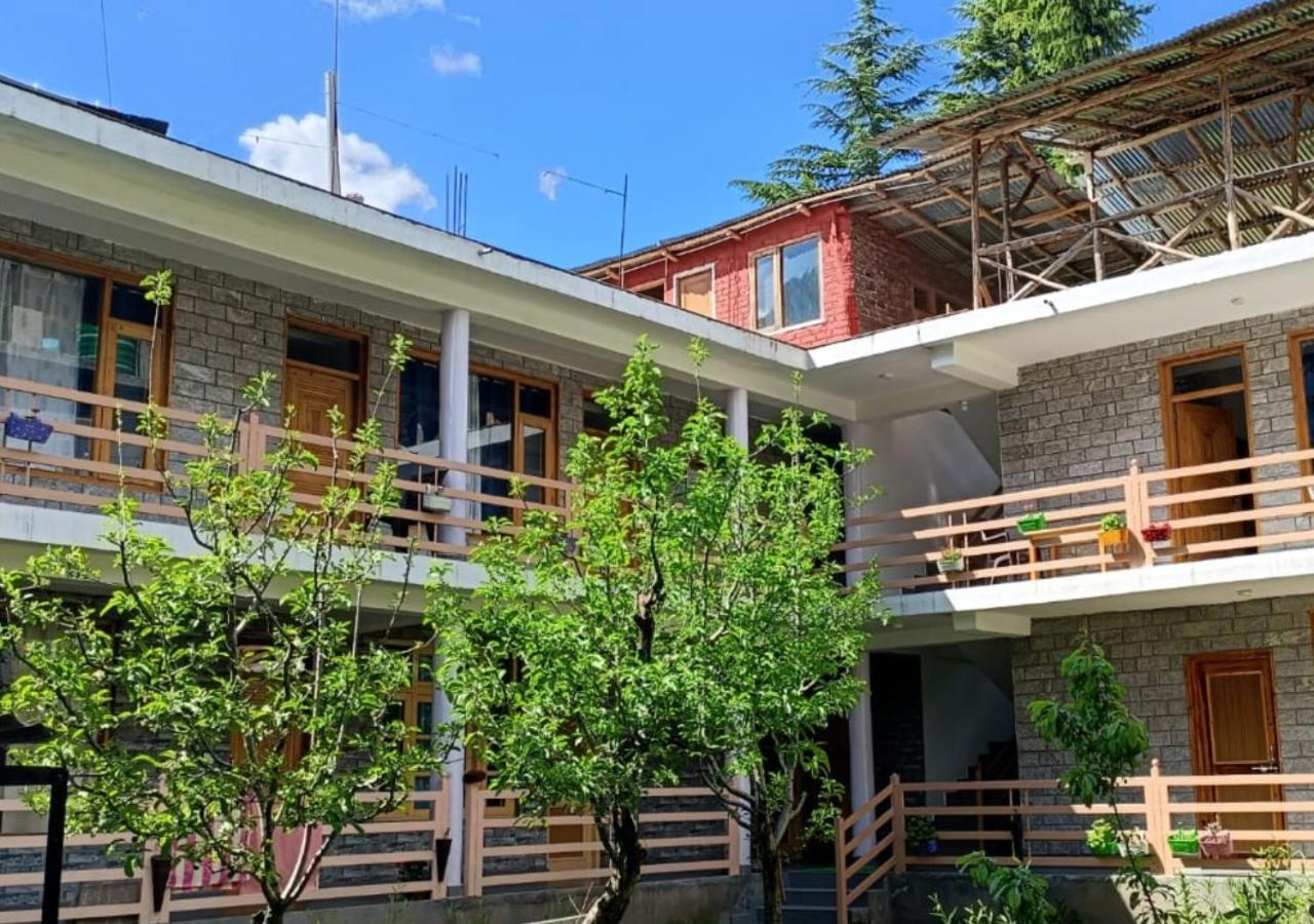 The Doors Homestay Manali (Himachal Pradesh)