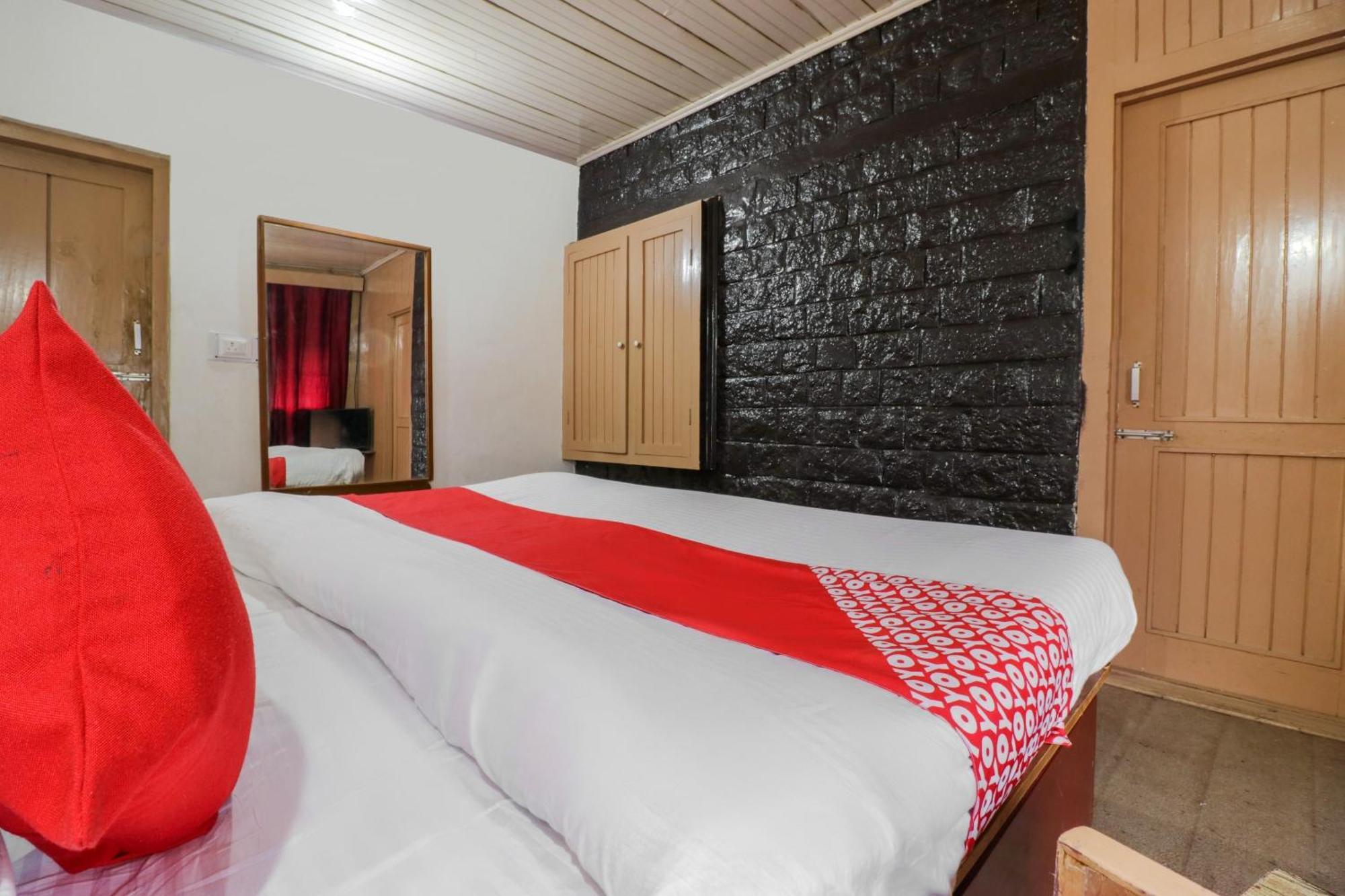 Flagship Blue Chip Hotel 3*