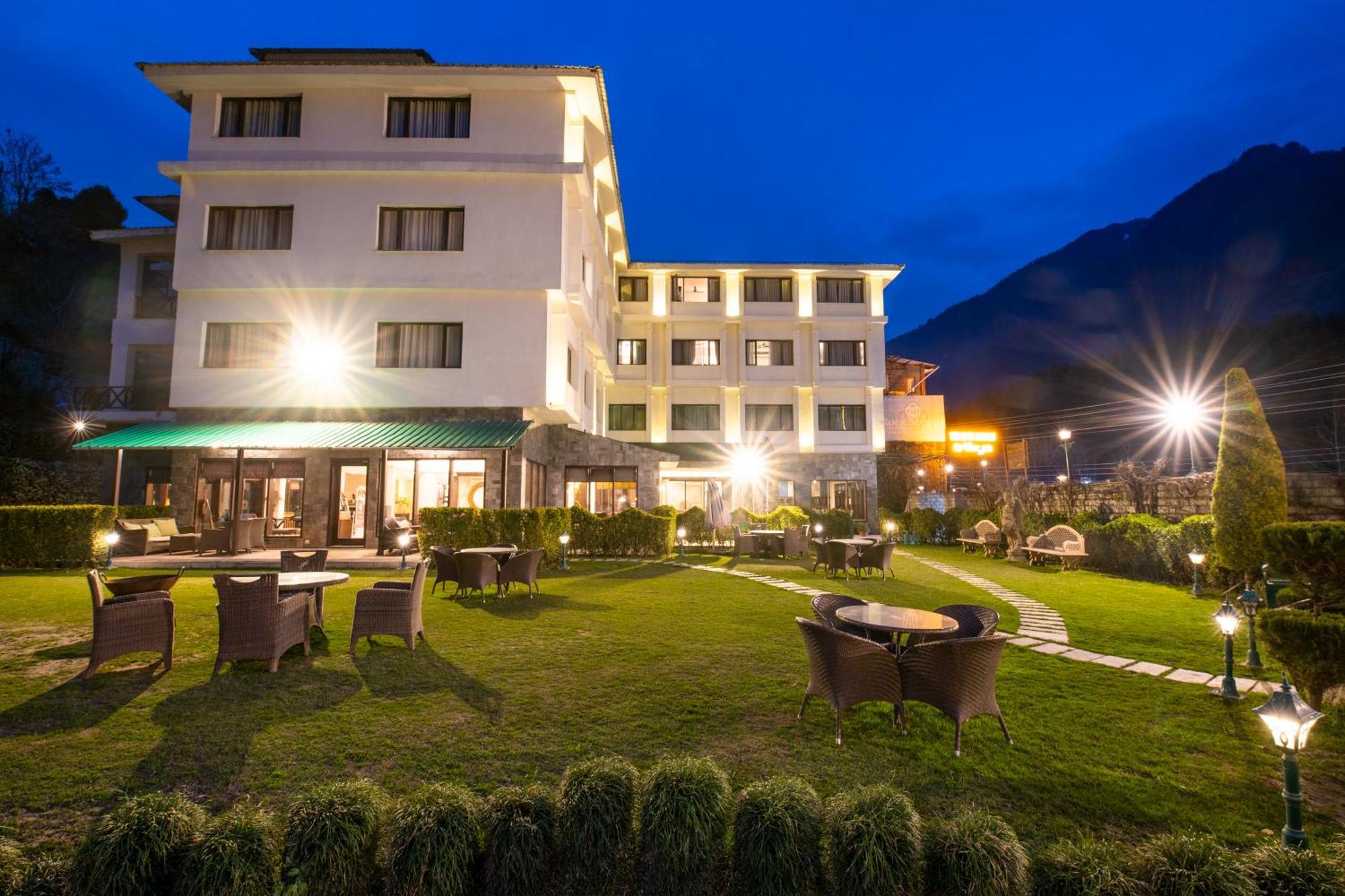 Rock By Vivaan Resort 4*