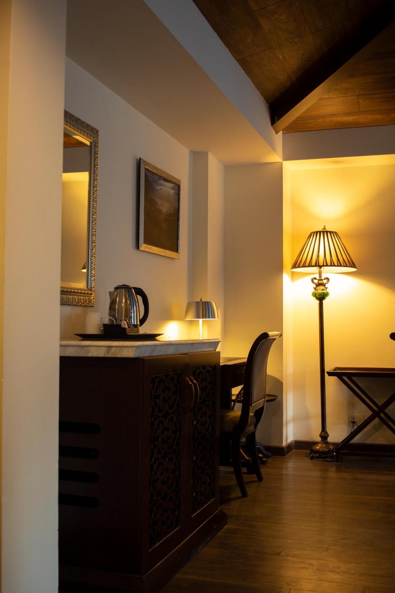 Rock By Vivaan Resort 4*
