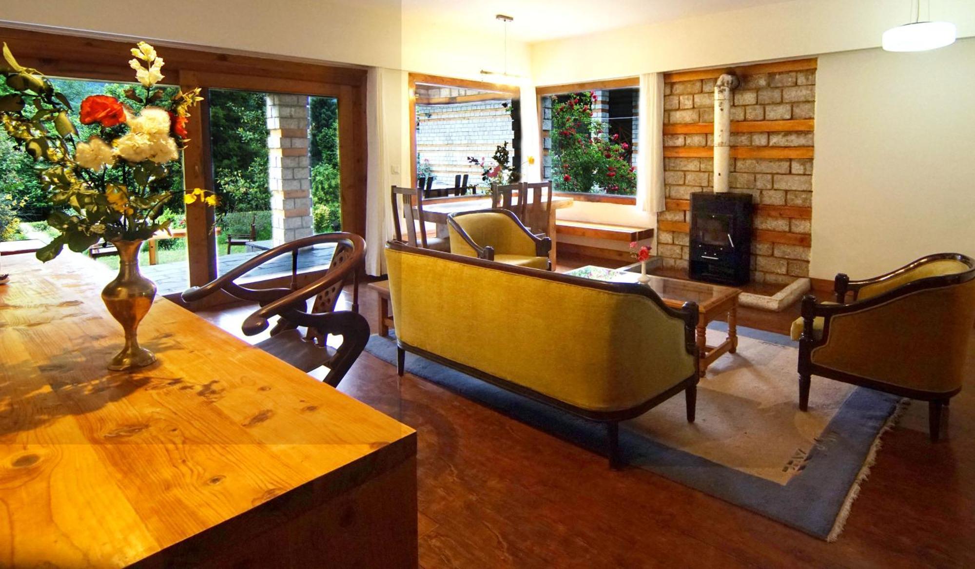 Resort Banon Manali (Himachal Pradesh)