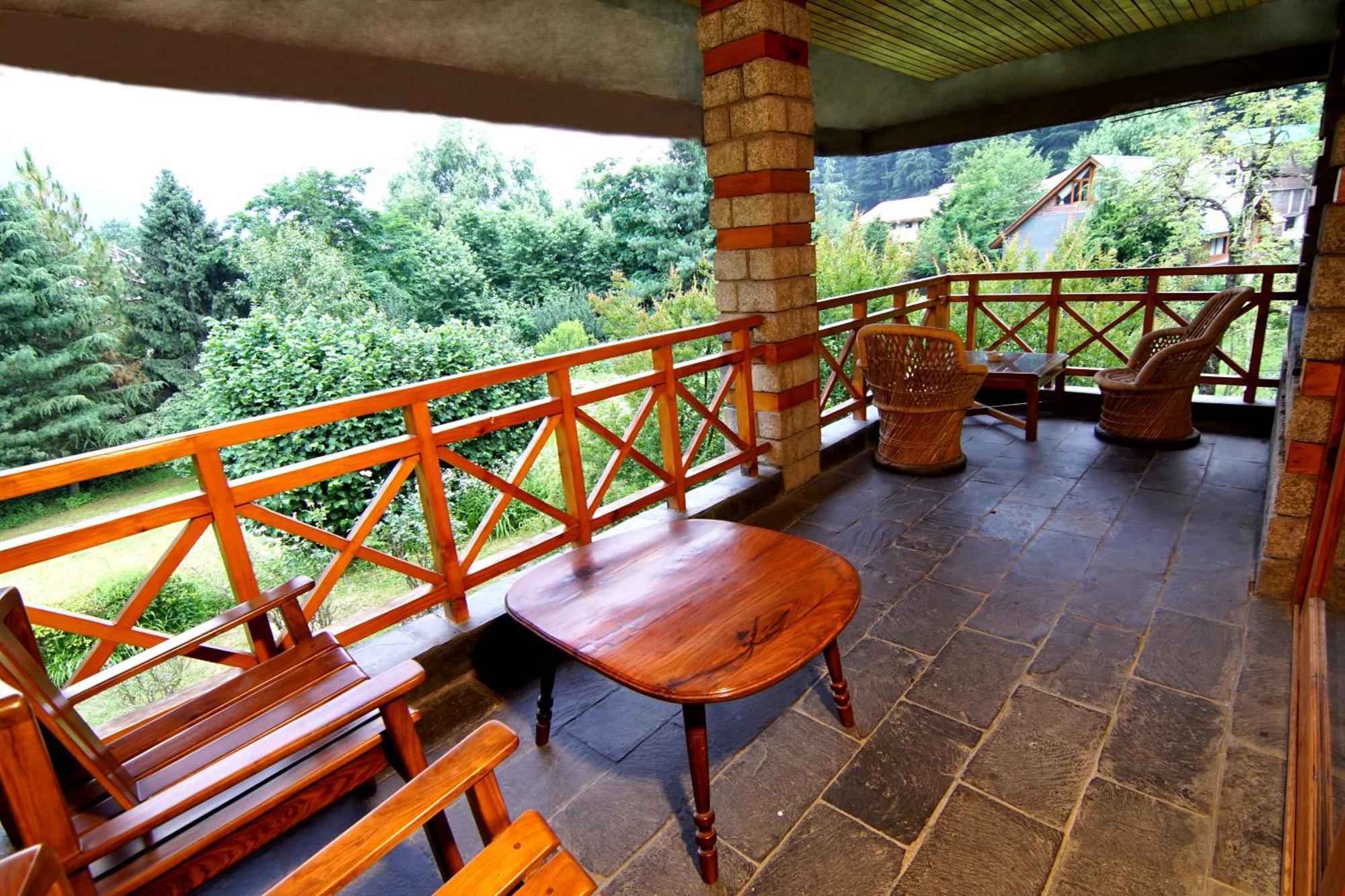 Resort Banon Manali (Himachal Pradesh)