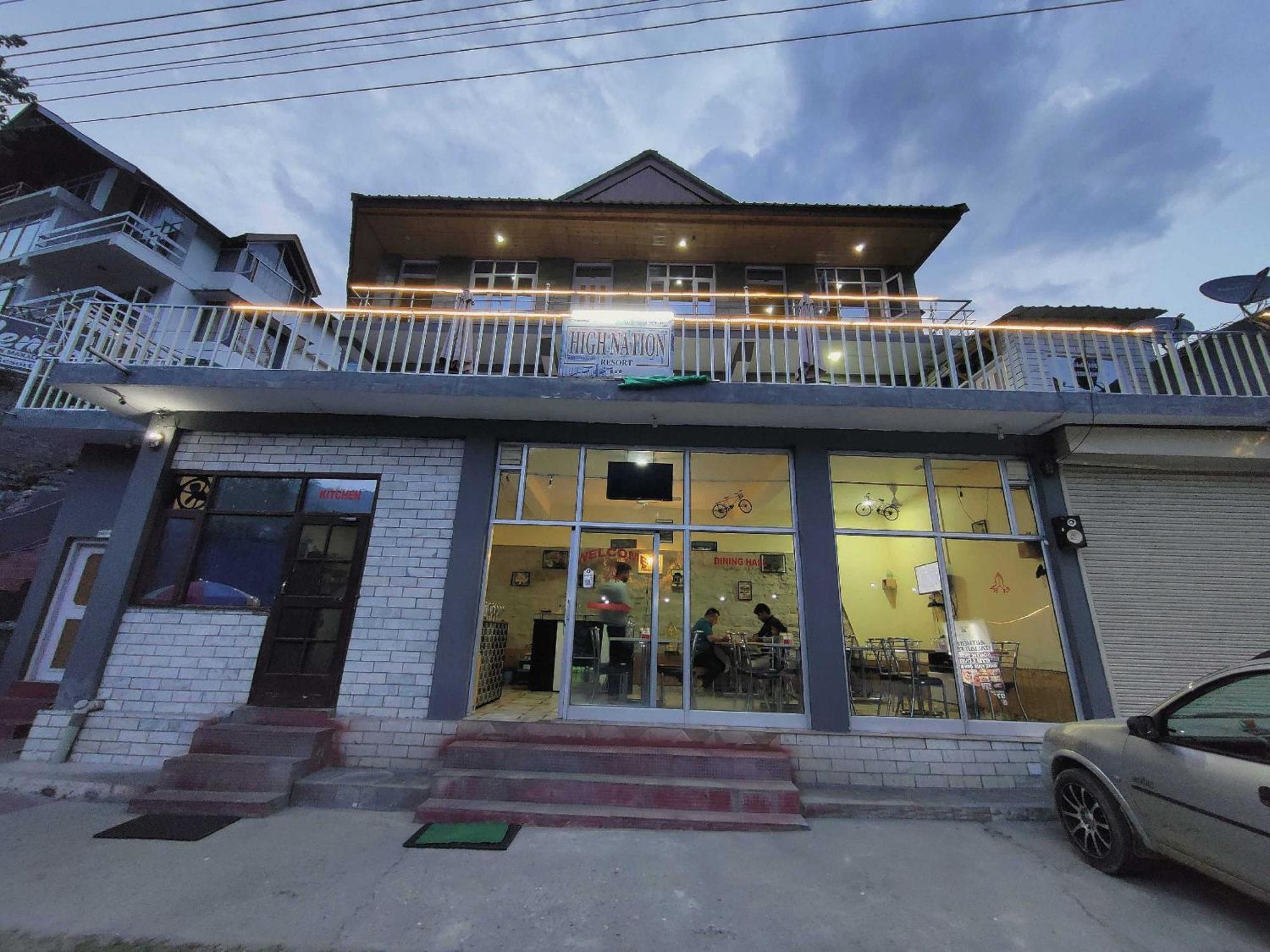 O Singh Saab Cotages Hotel Manali (Himachal Pradesh)