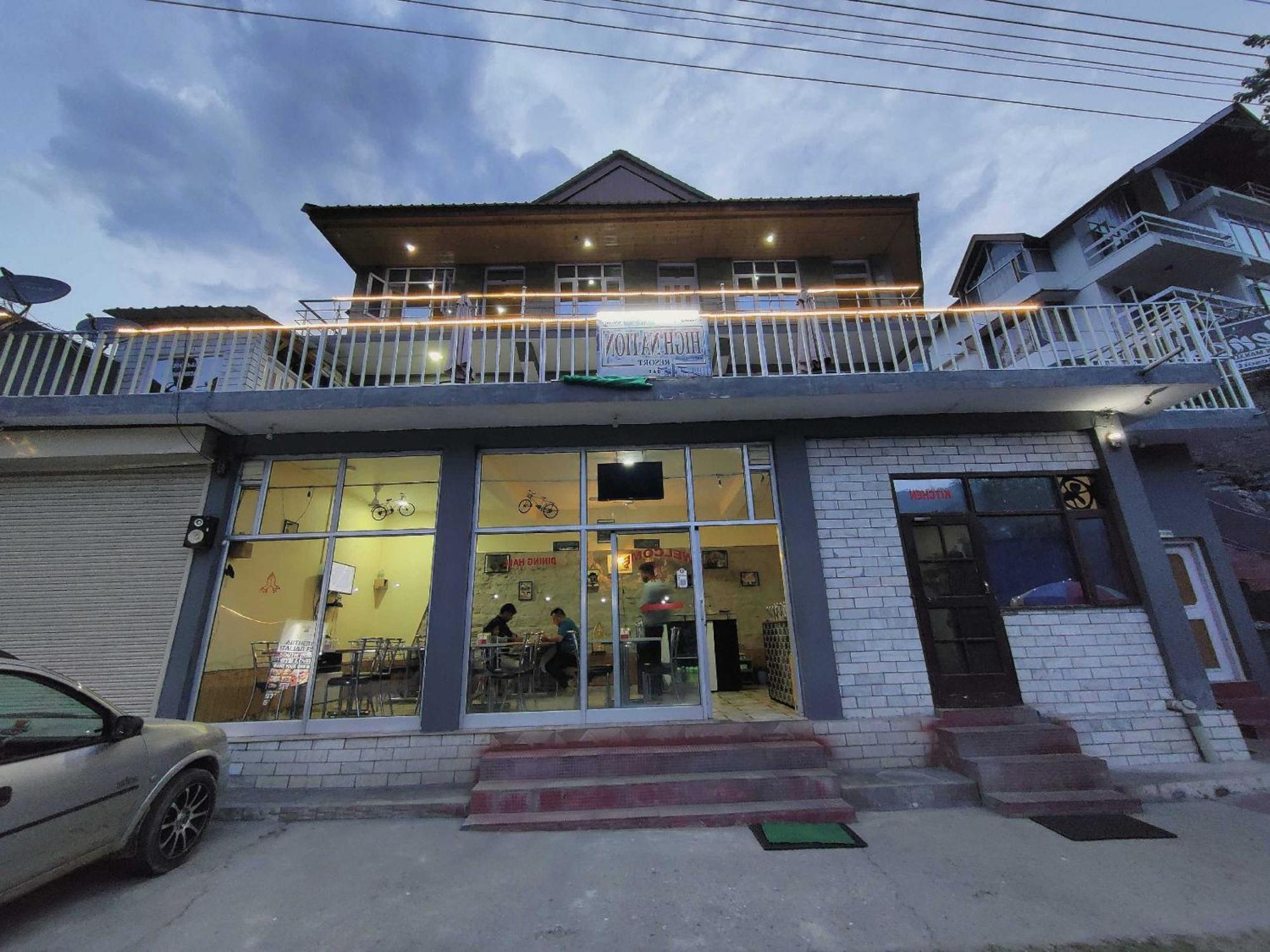O Singh Saab Cotages Hotel Manali (Himachal Pradesh)