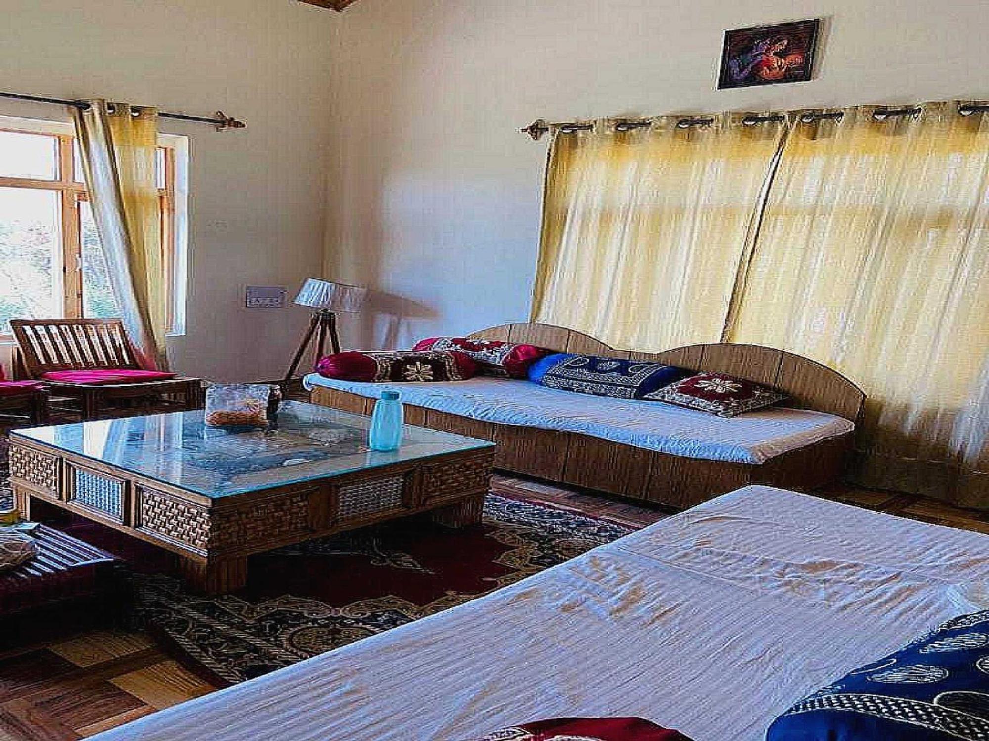 O Singh Saab Cotages 3* Manali (Himachal Pradesh)