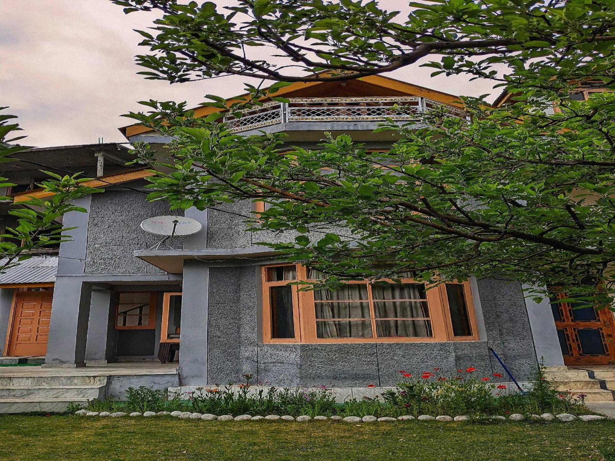 O Singh Saab Cotages 3* Manali (Himachal Pradesh)