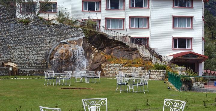 Apple Country Resorts- A Vegetarian Place Resort Manali (Himachal Pradesh)