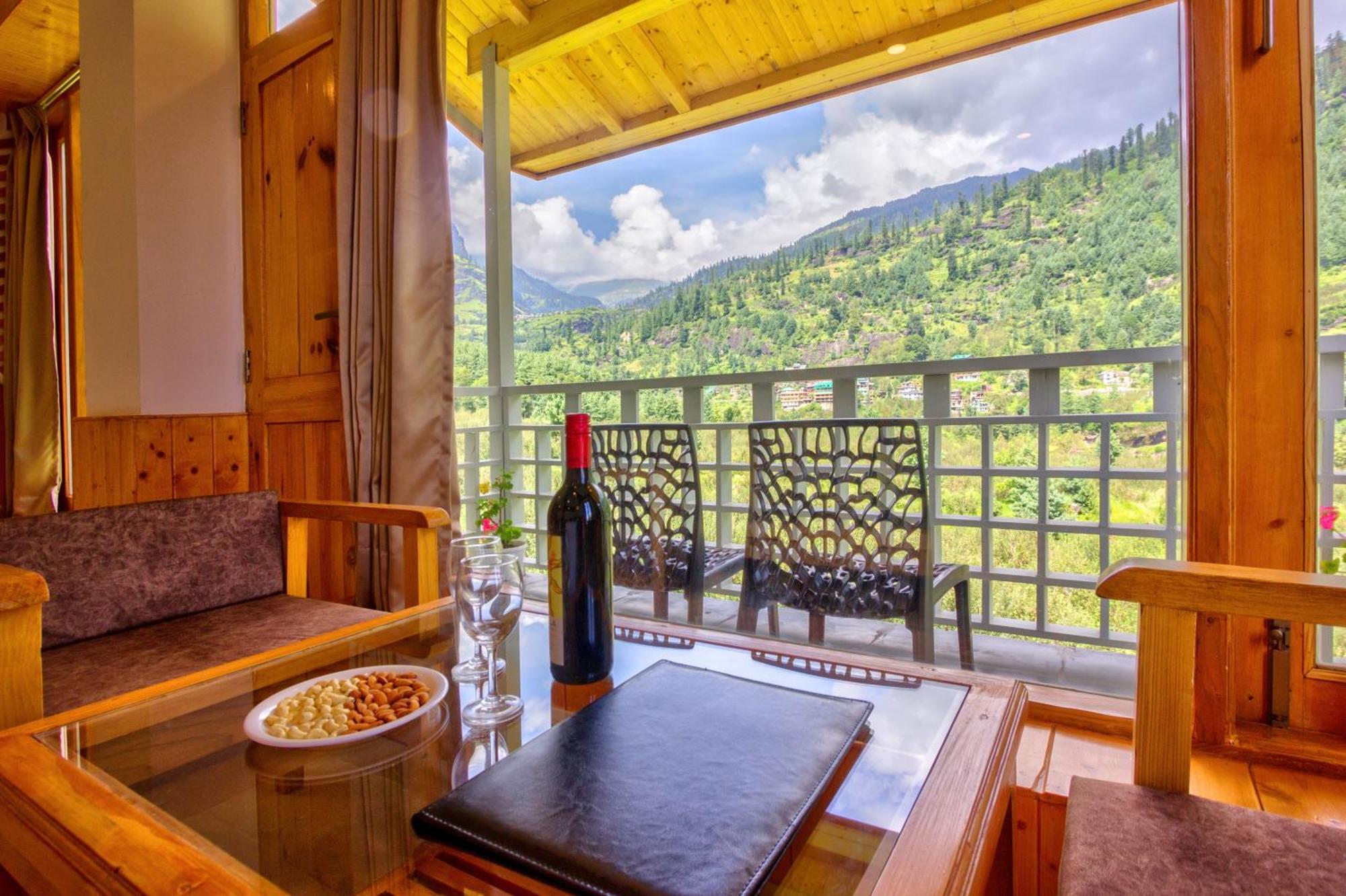 La Aero In Snow Mountains Hotel 4*
