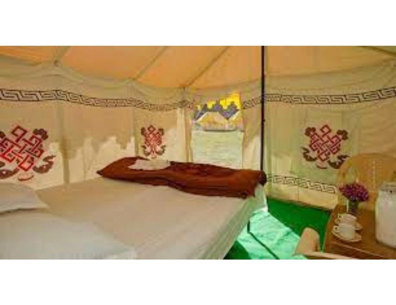 Dorje Camps Sarchu, Luxury tent