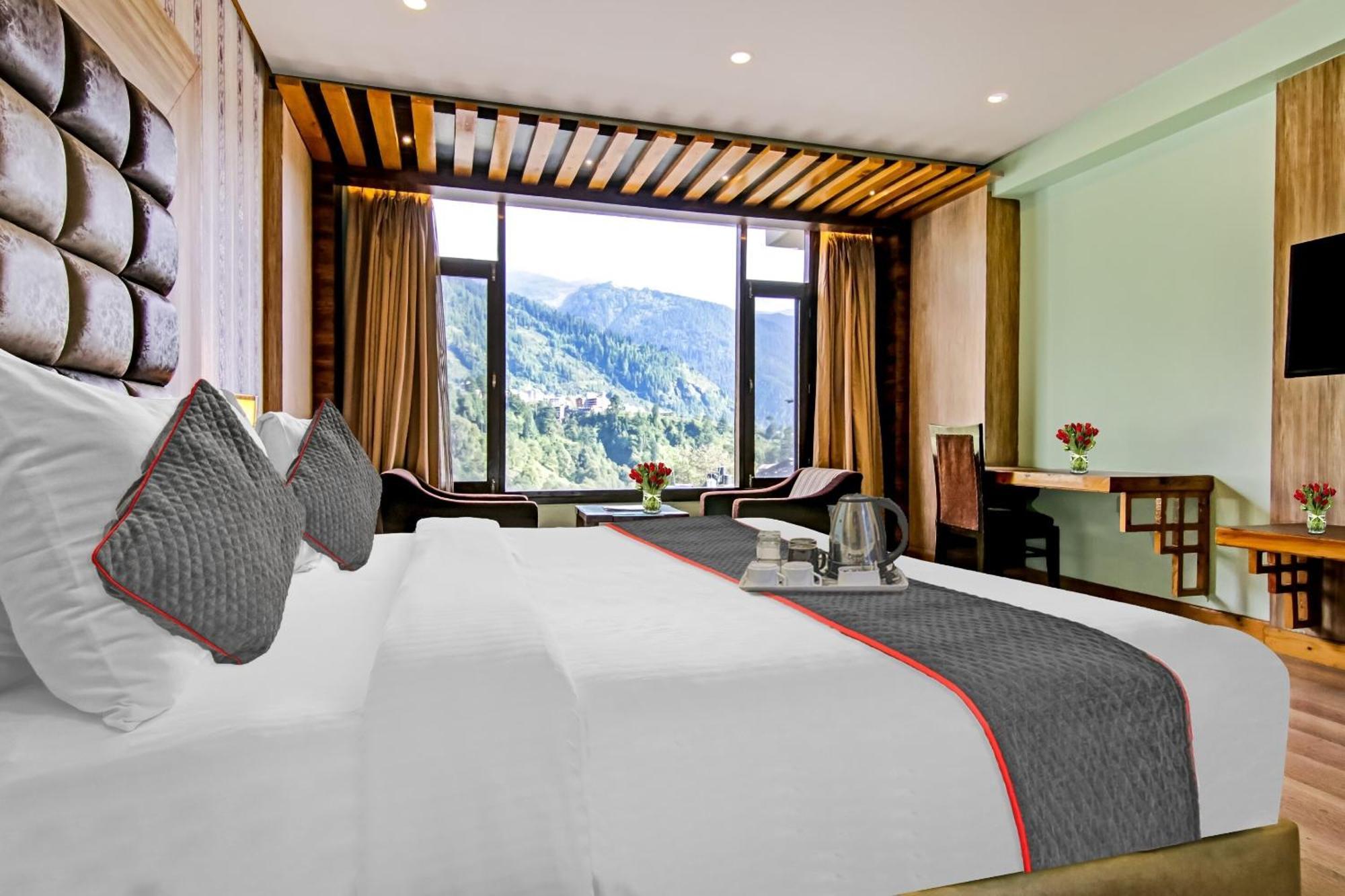 Townhouse Oak Rohtang Heights Hotel
