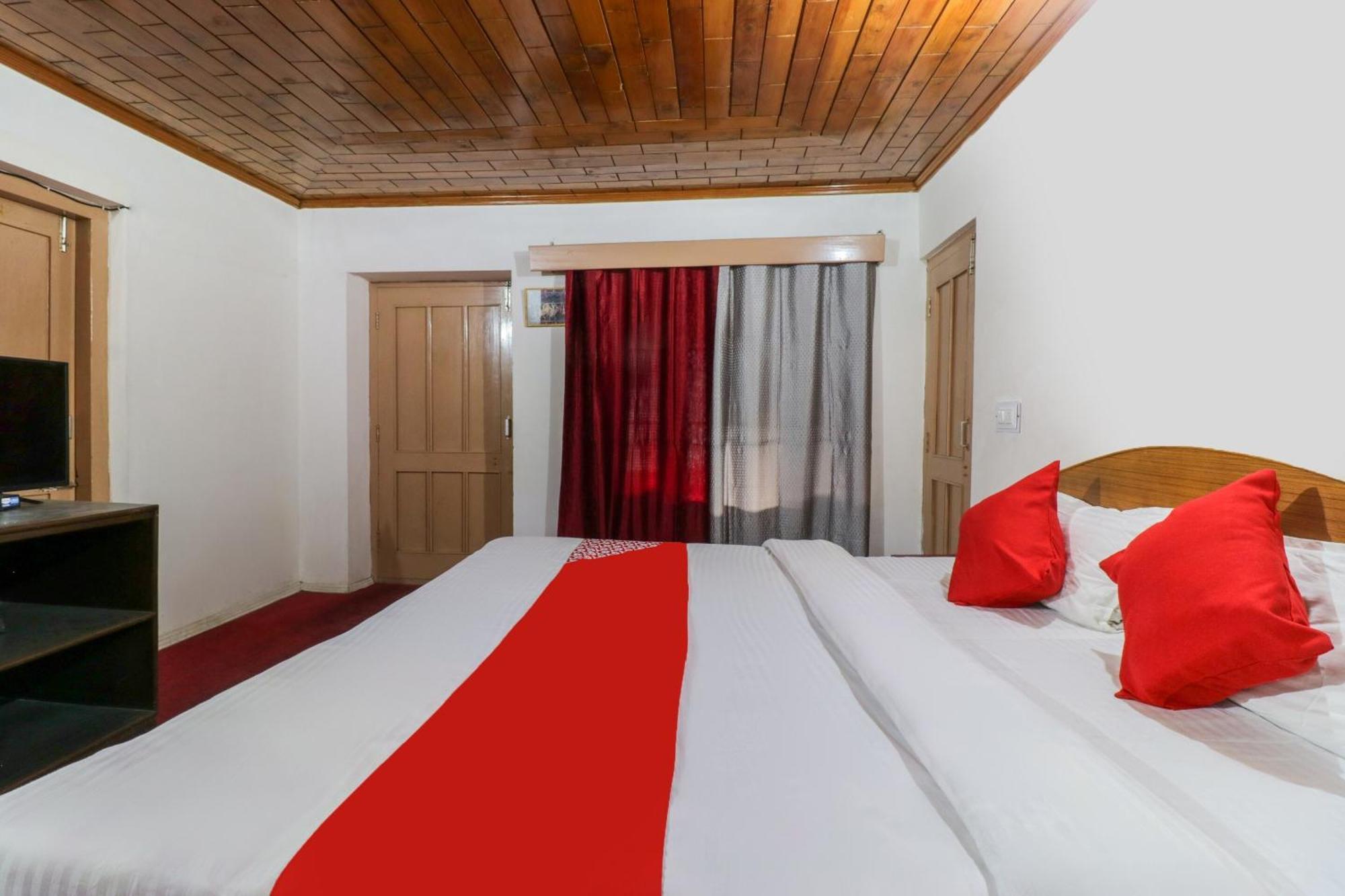 Flagship Blue Chip Hotel Manali (Himachal Pradesh)