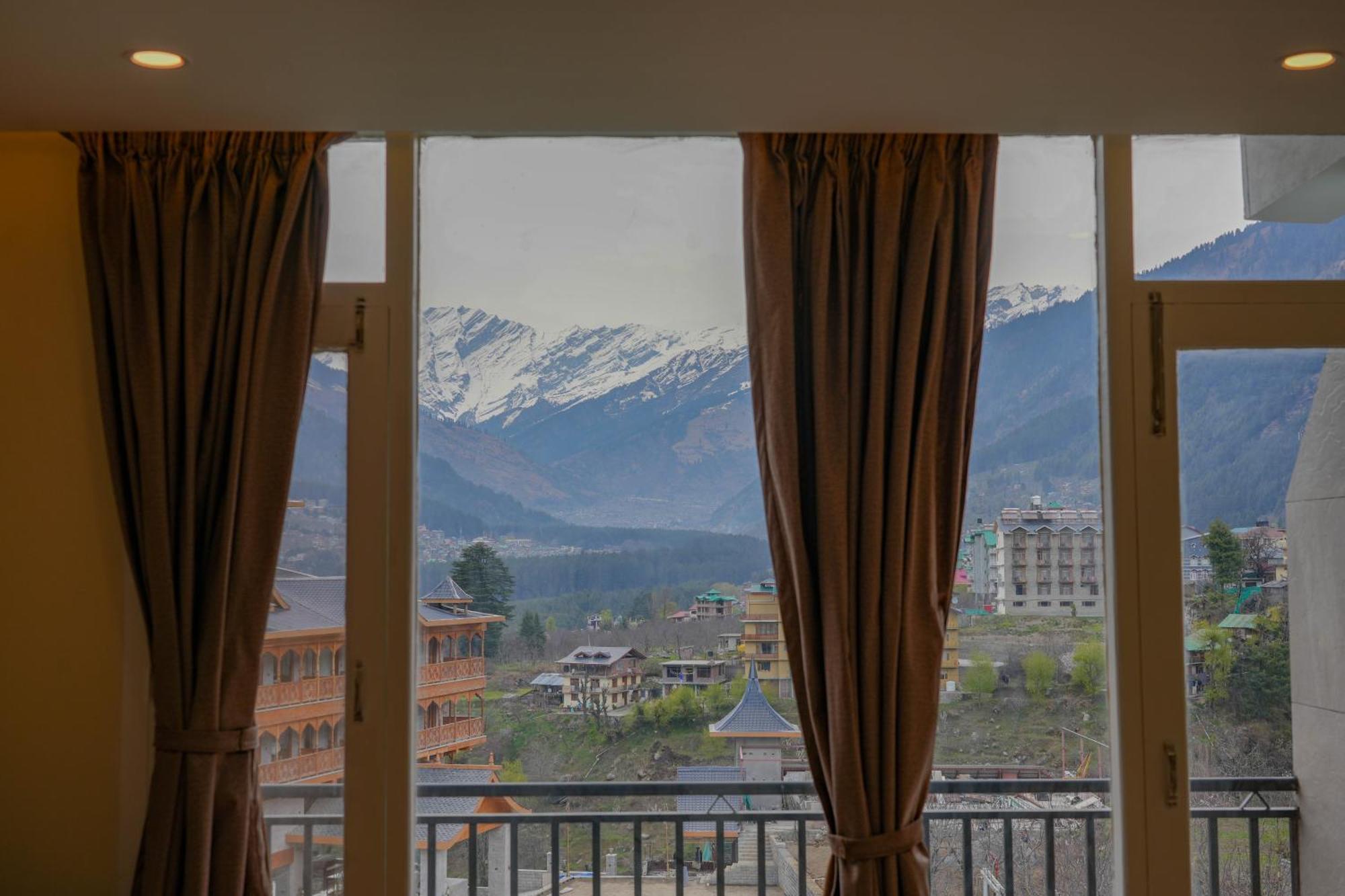 Hotel Loop - Manali (Himachal Pradesh)