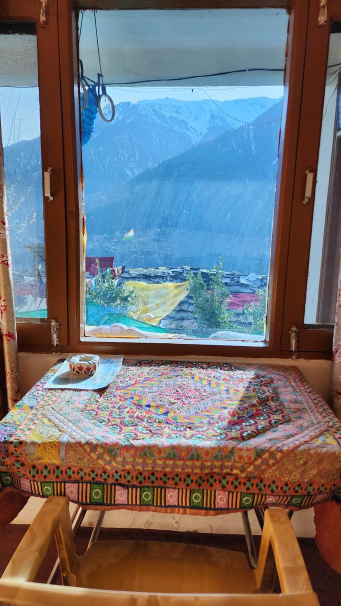 Safarnama Homestay - With Mountain And Sunset View Homestay *