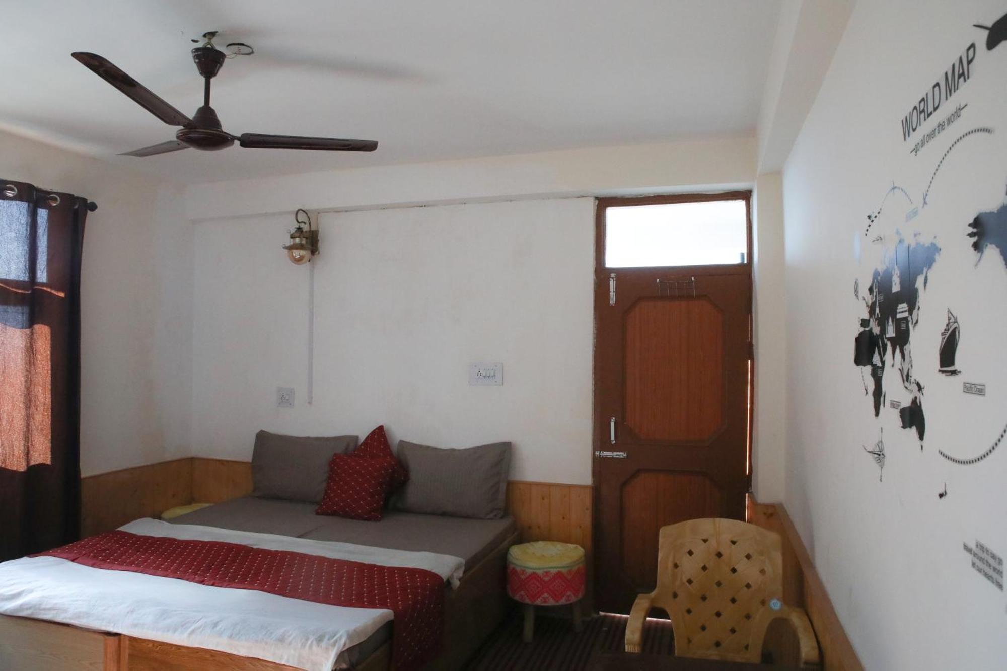 Safarnama Homestay - With Mountain And Sunset View Homestay *