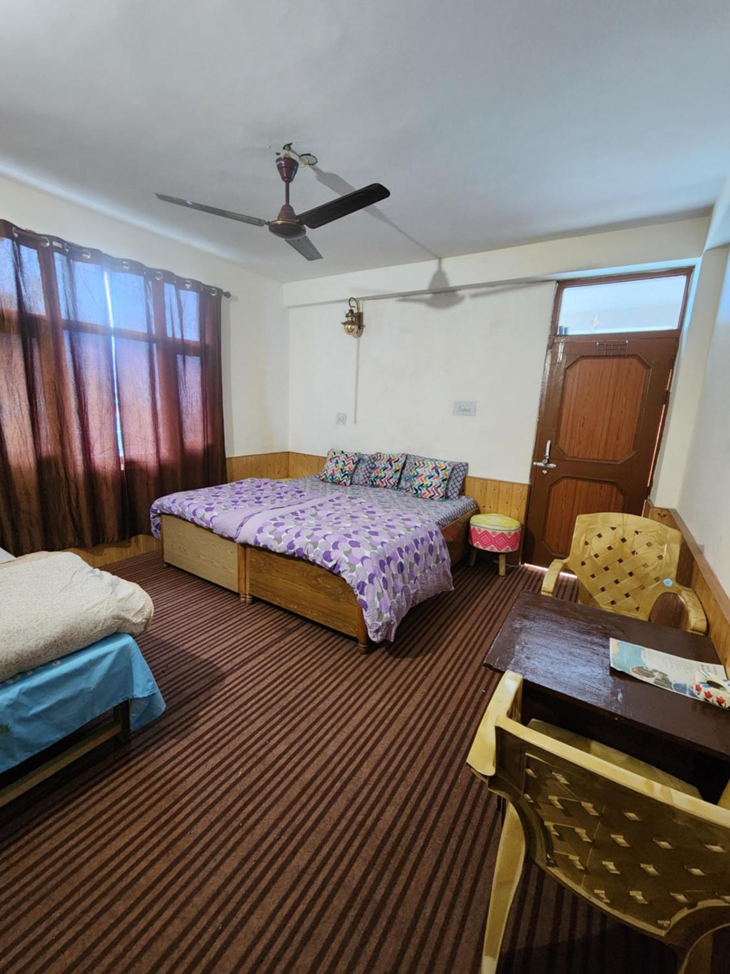 Safarnama Homestay - With Mountain And Sunset View * Manali (Himachal Pradesh)