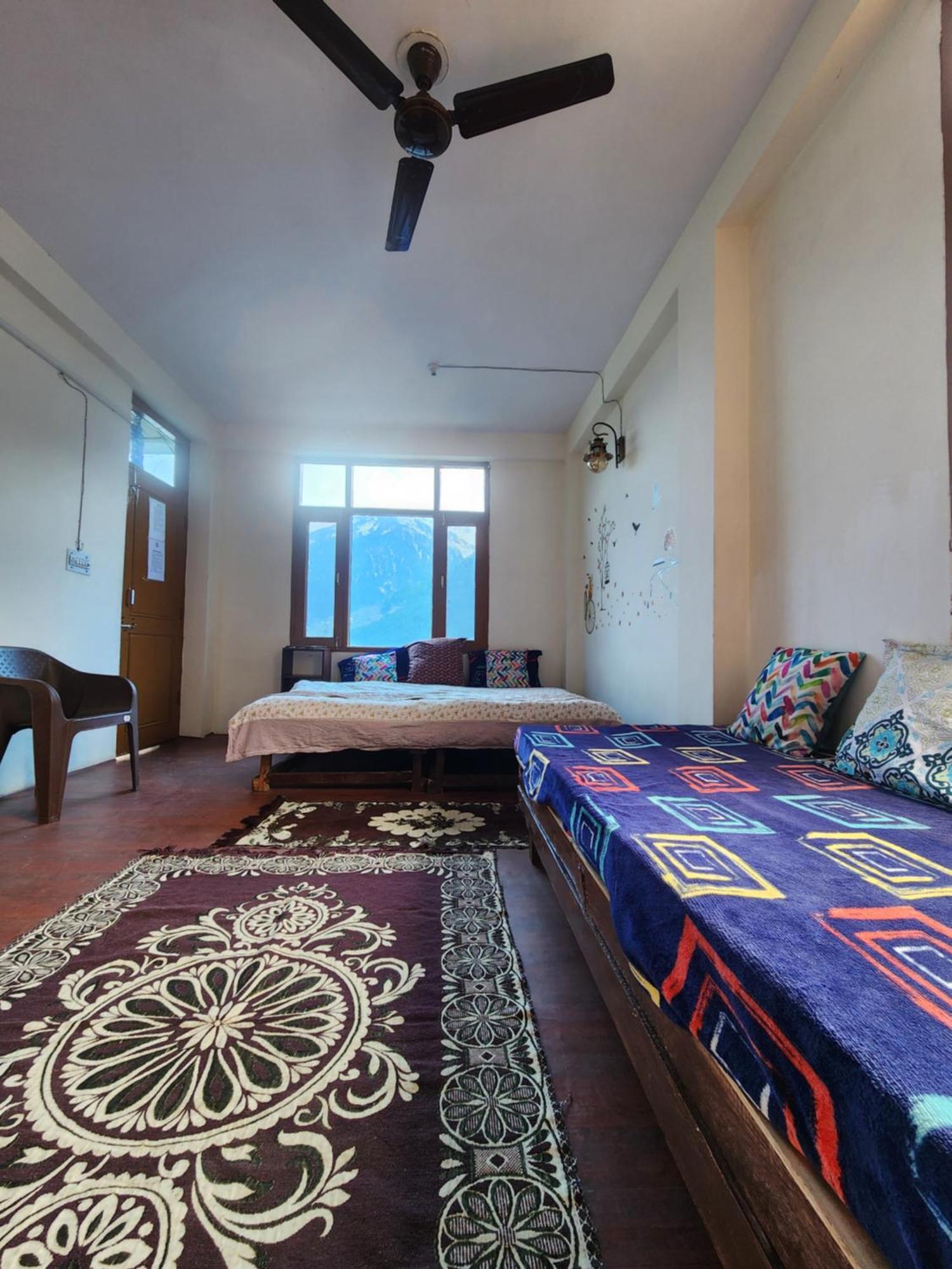 Safarnama Homestay - With Mountain And Sunset View * Manali (Himachal Pradesh)