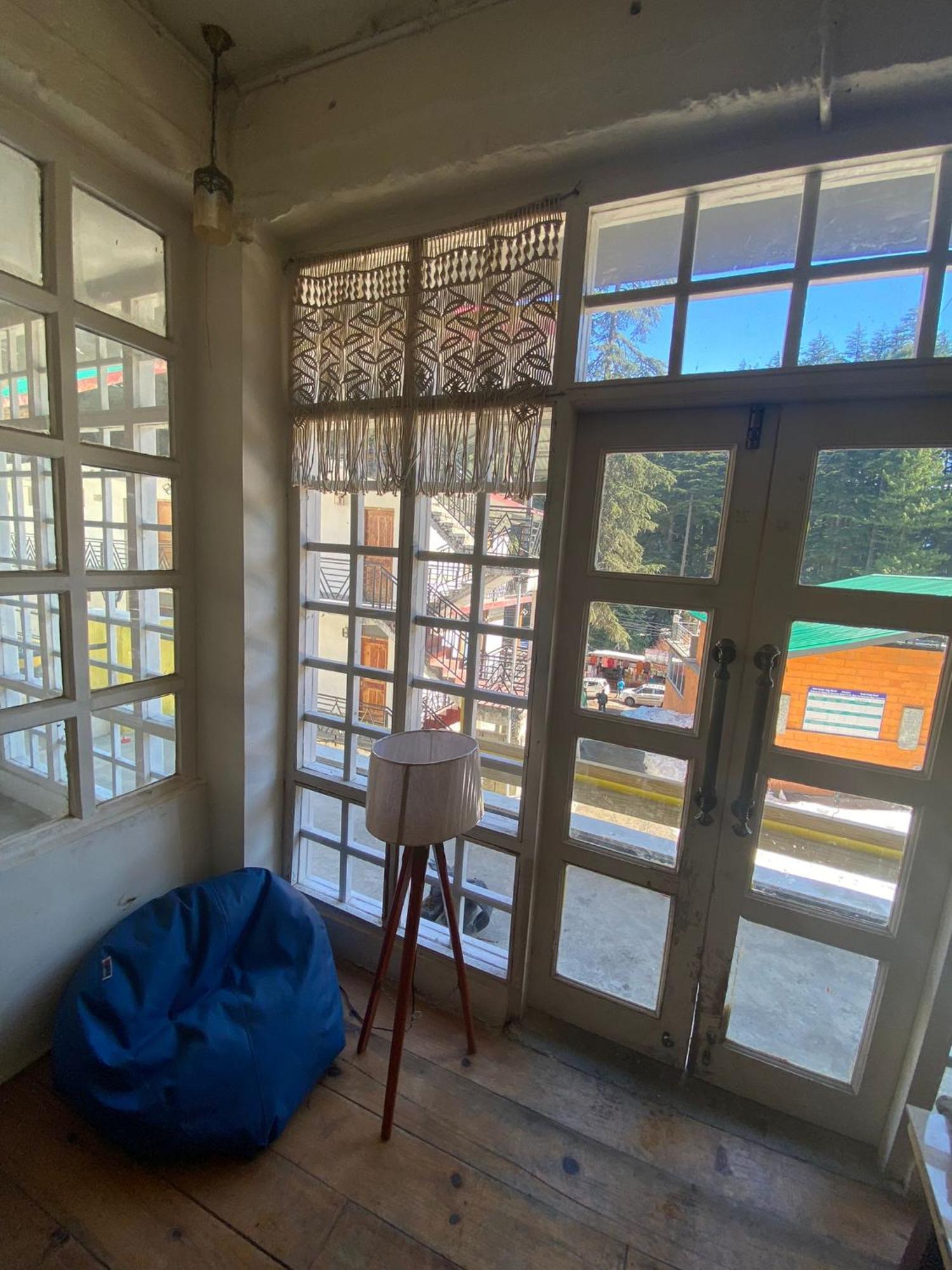 Hotel Himalayan Hideaway-tvm