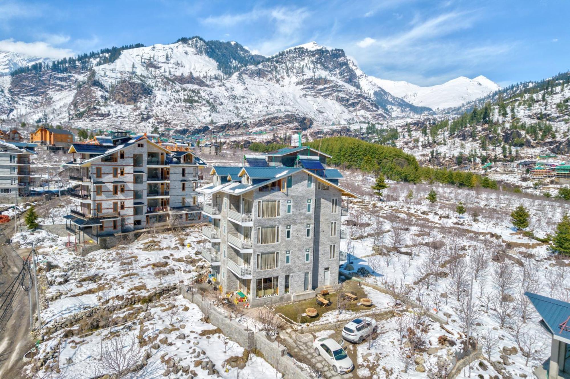 La Aero In Snow Mountains 4*