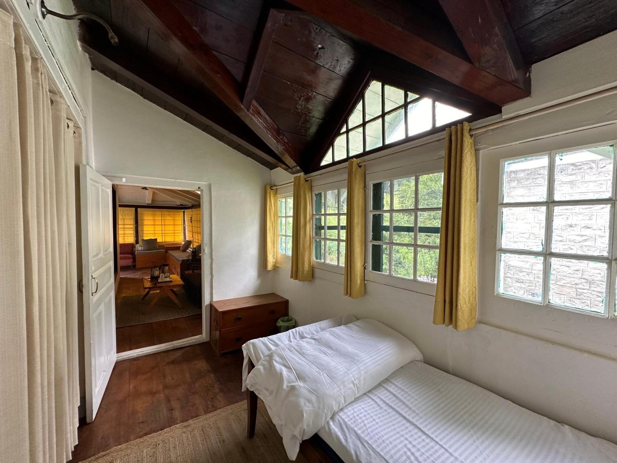 Hotel The Sunshine Heritage By Offlimits Manali (Himachal Pradesh)