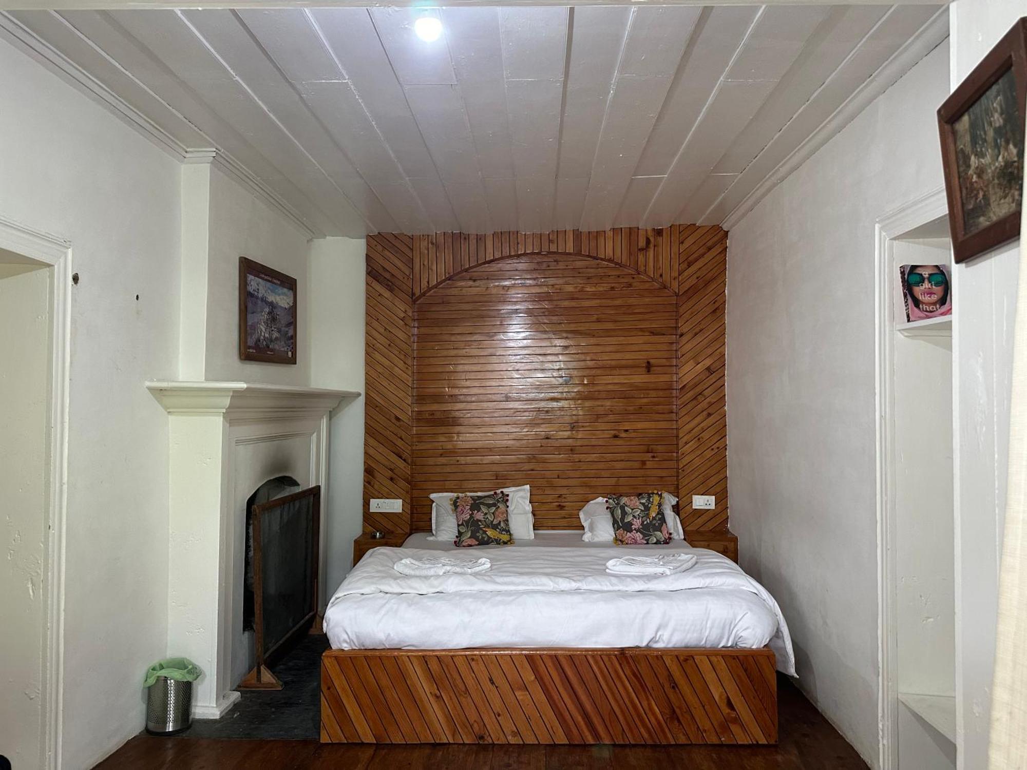 The Sunshine Heritage By Offlimits Hotel Manali (Himachal Pradesh)