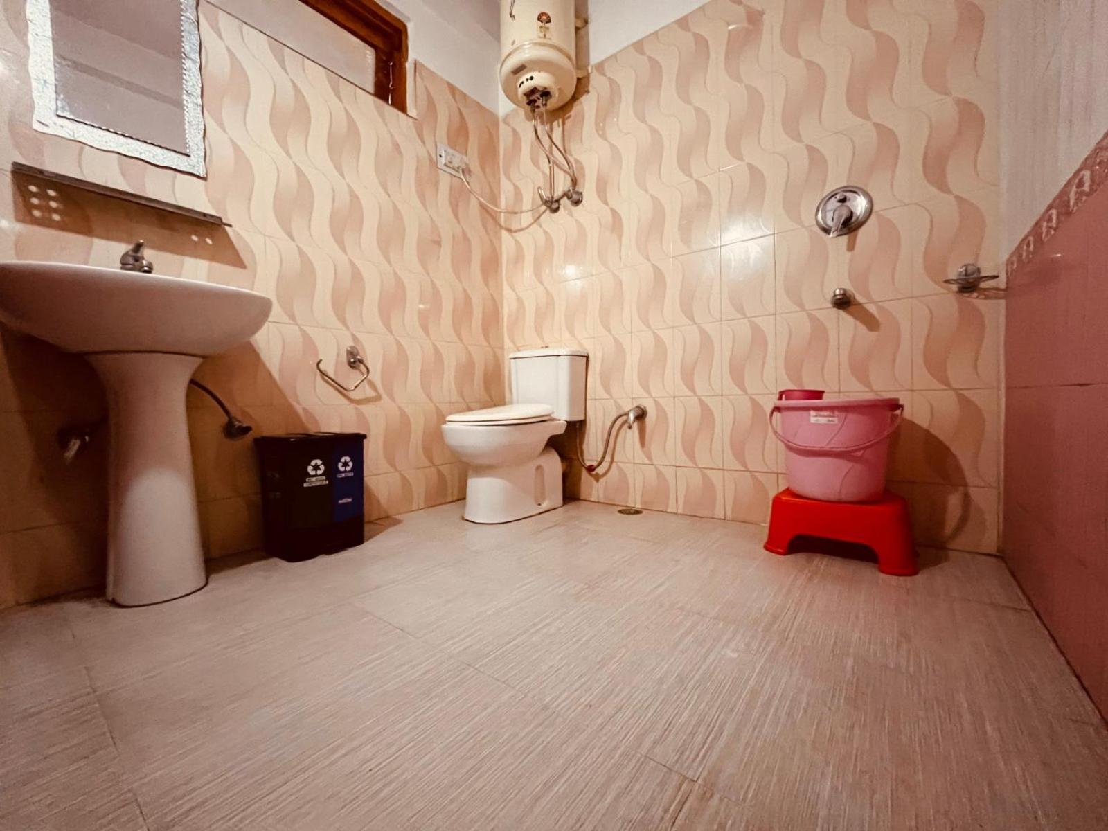 Hotel Nadi Kinare , Mall Road - A Riverside M 62305-50300