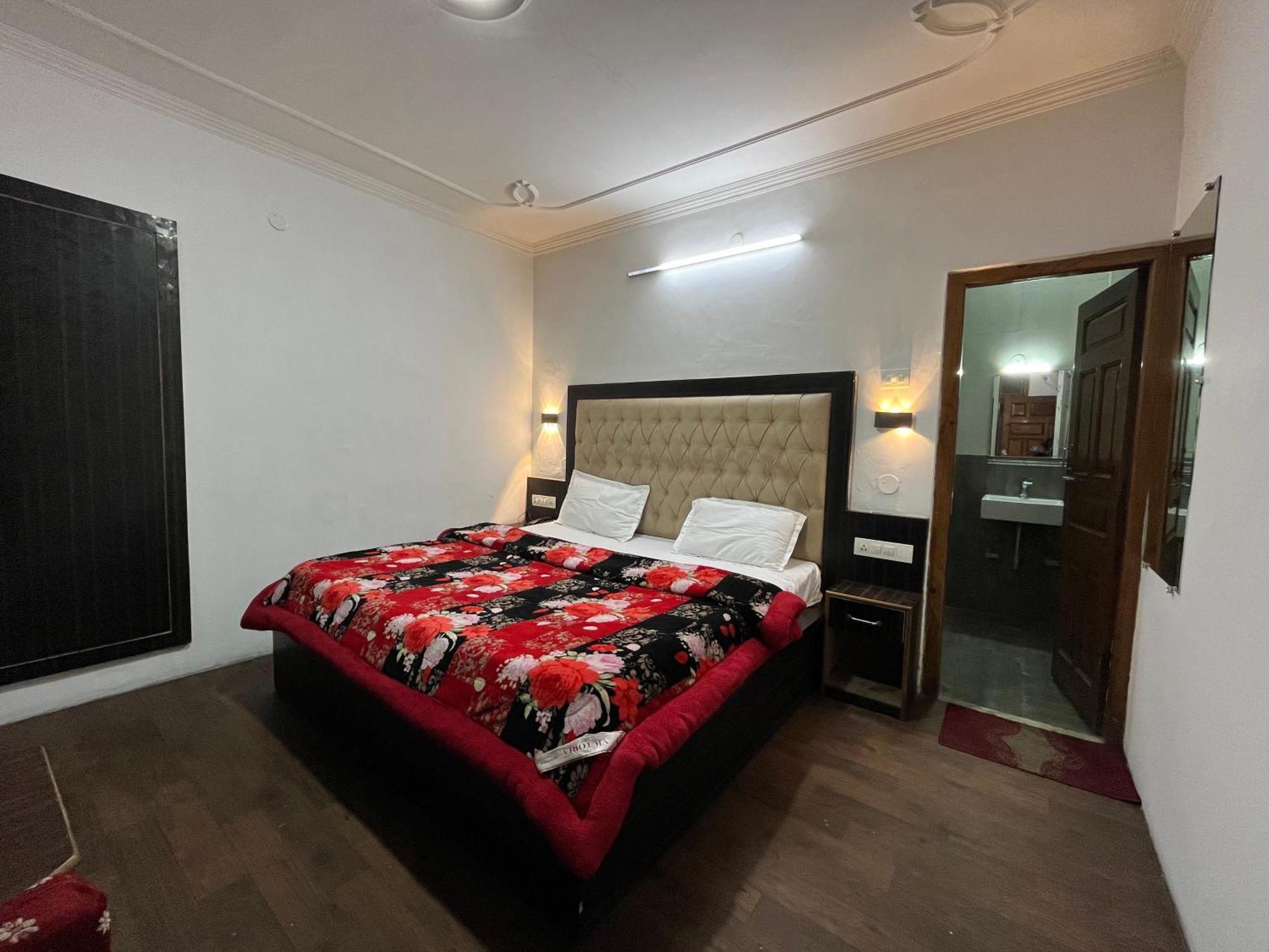 Guest house Premier Mall Road Manali (Himachal Pradesh)