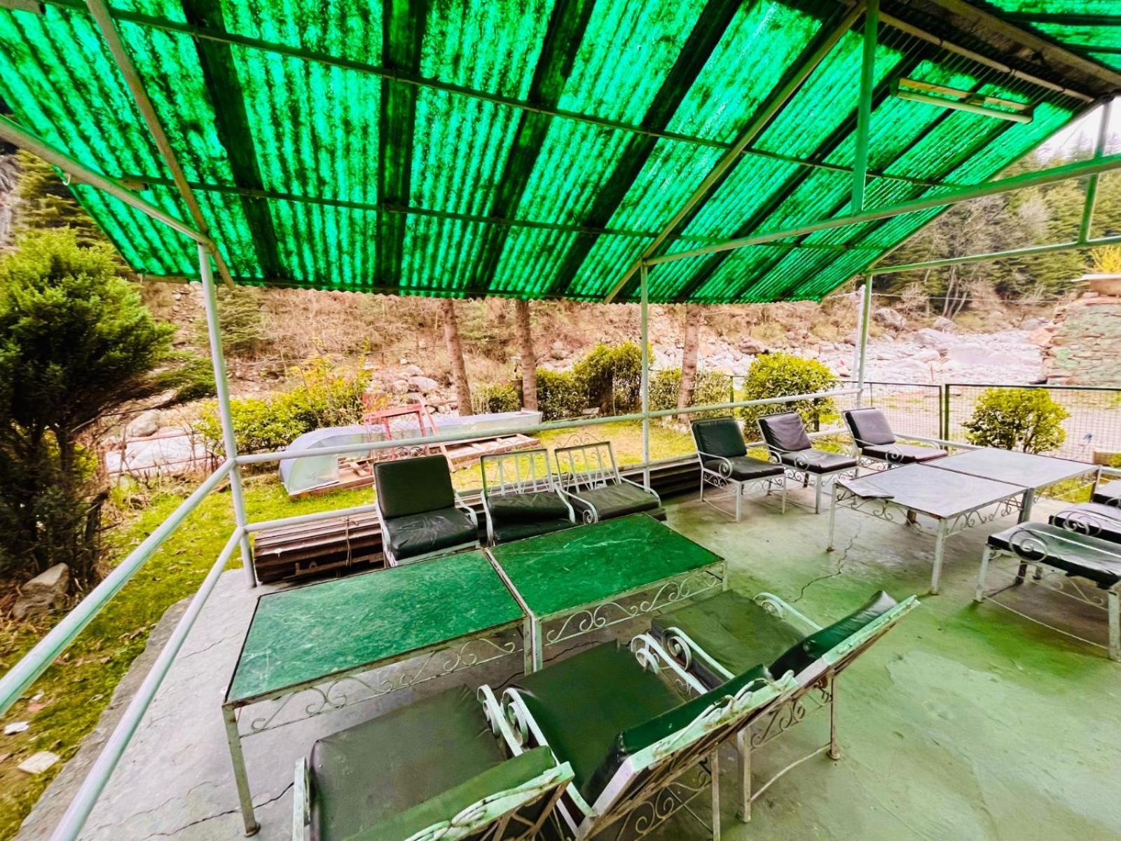 River View - Affordable Luxury Near Mall Road