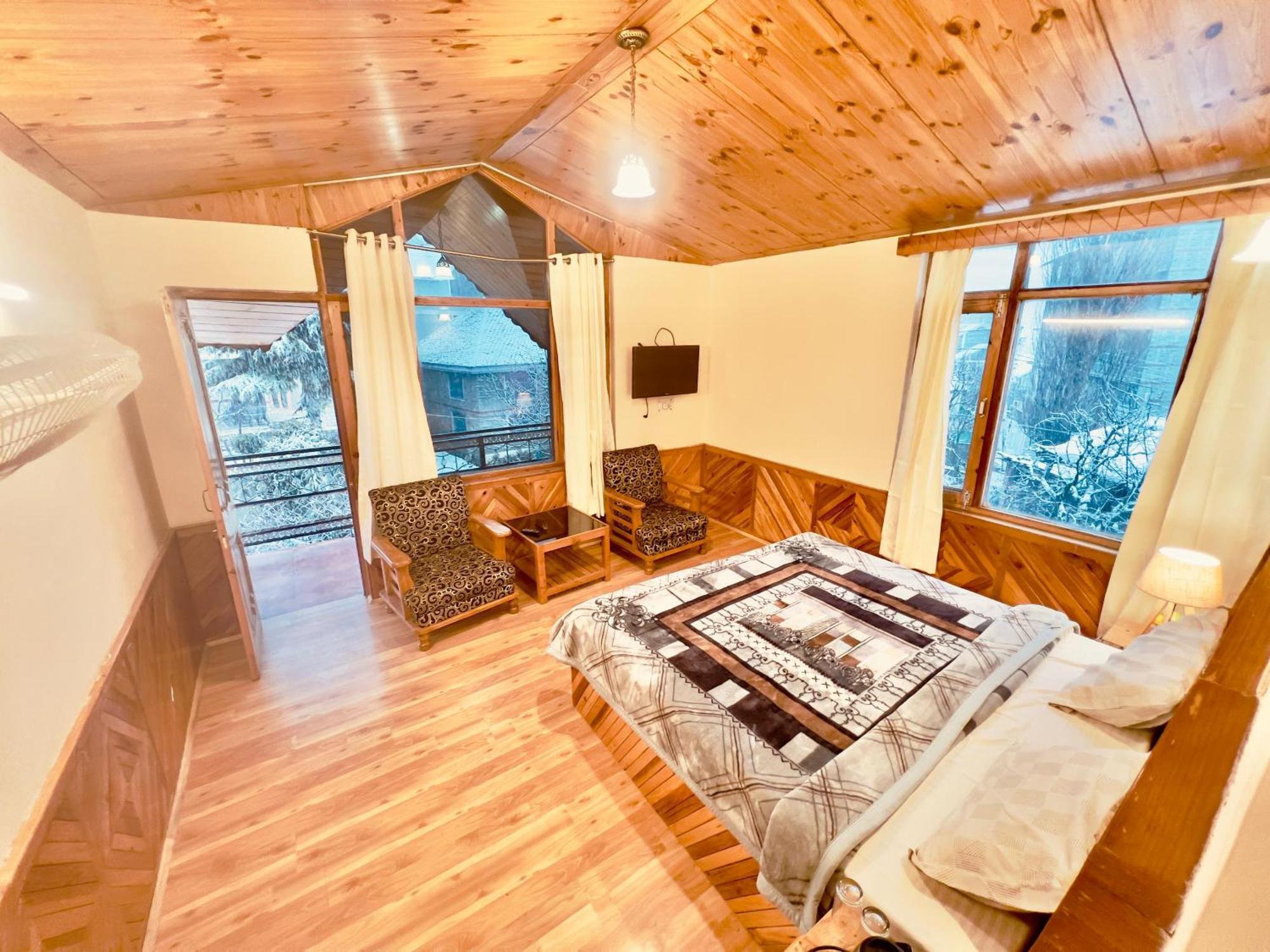 The Cozy Nook - Hotel Manali (Himachal Pradesh)