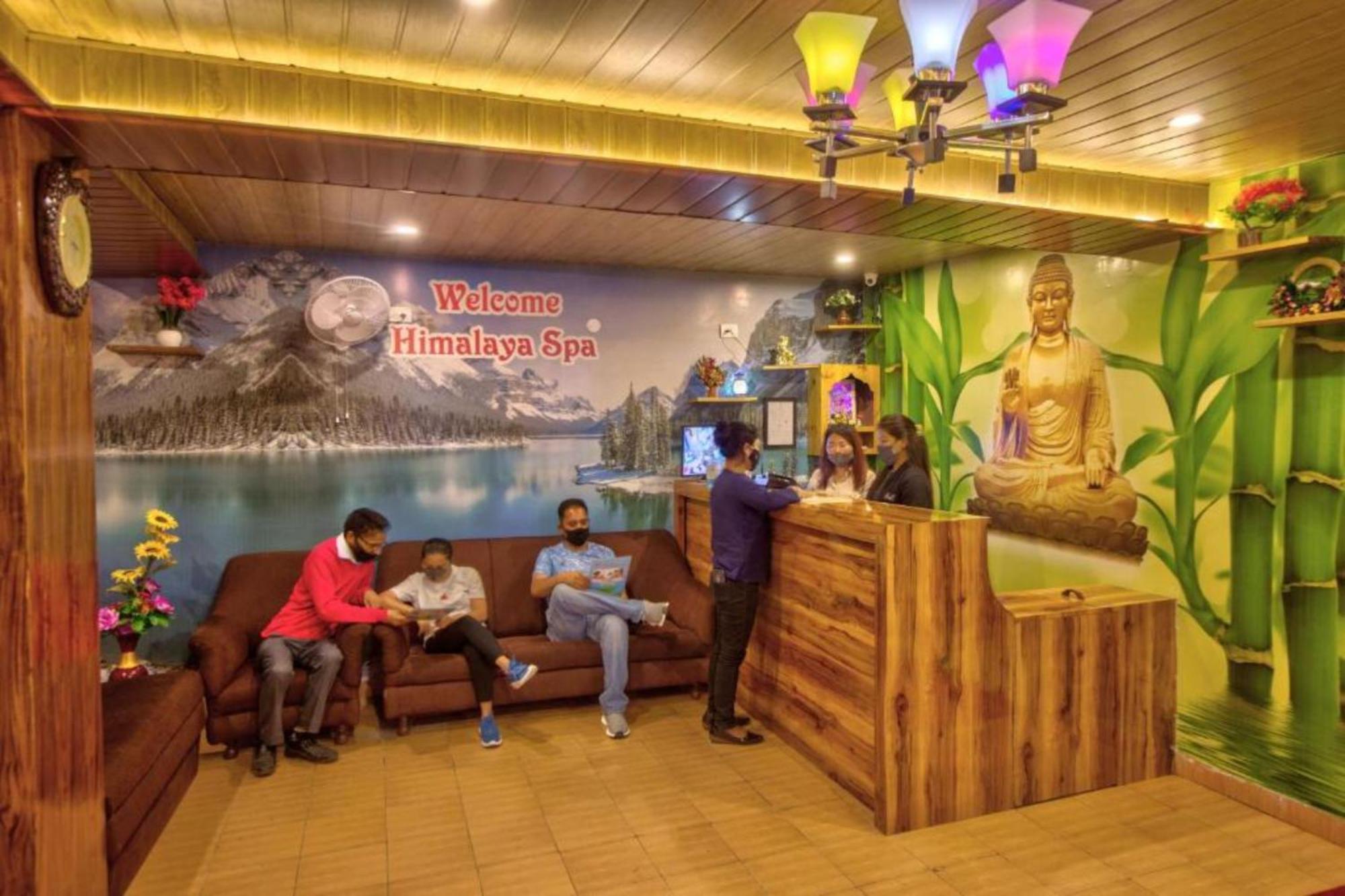 Goroomgo I Bex Near Mall Road- Choice Of Travellers 3* Manali (Himachal Pradesh)