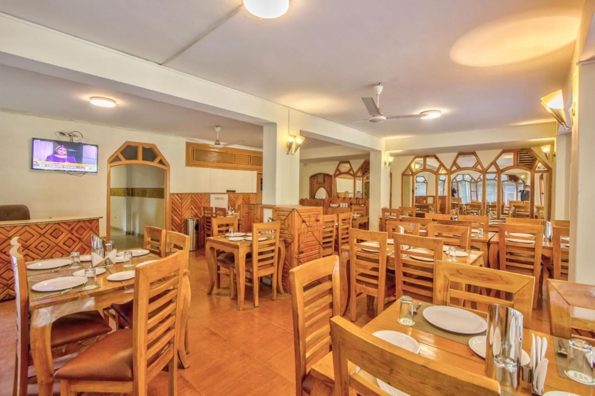 Hotel Goroomgo I Bex Near Mall Road- Choice Of Travellers