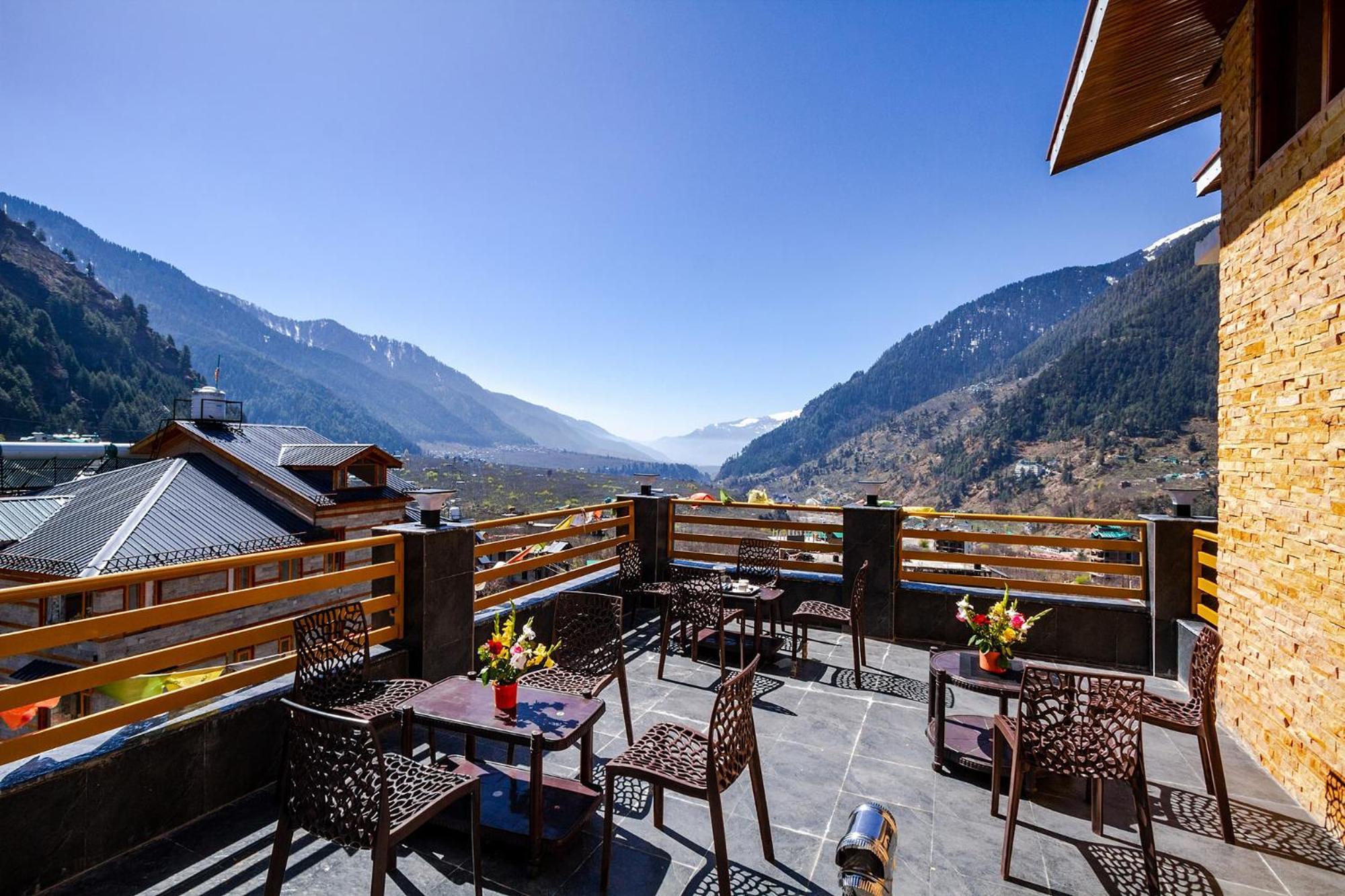 Fabhotel La Kailasha Regency 3*