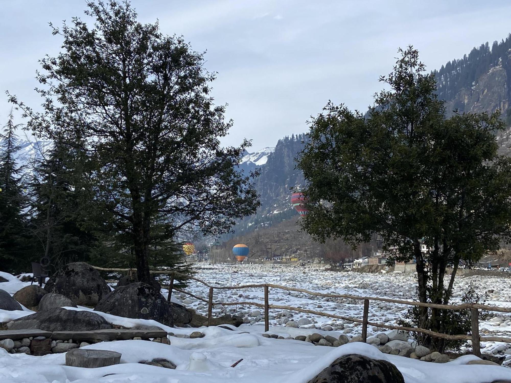 Area51 Glamps * Manali (Himachal Pradesh)