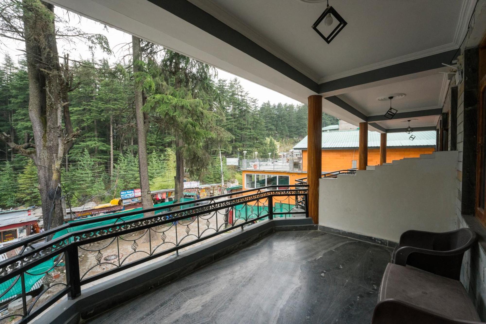 Resort The Village Manali- Cafe, Bar & Bistro