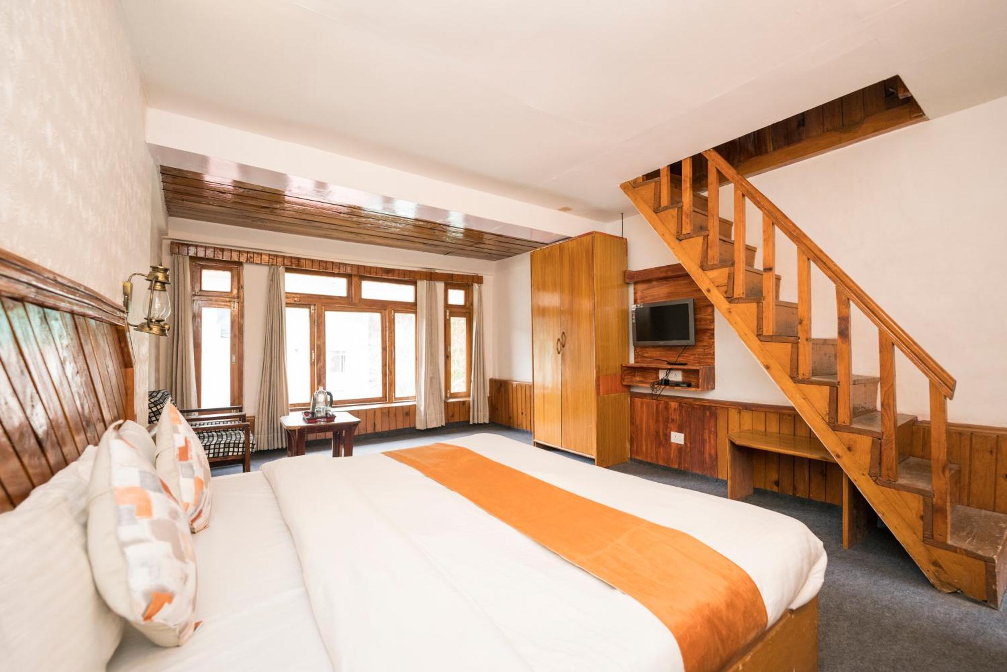 The Village Manali- Cafe, Bar & Bistro