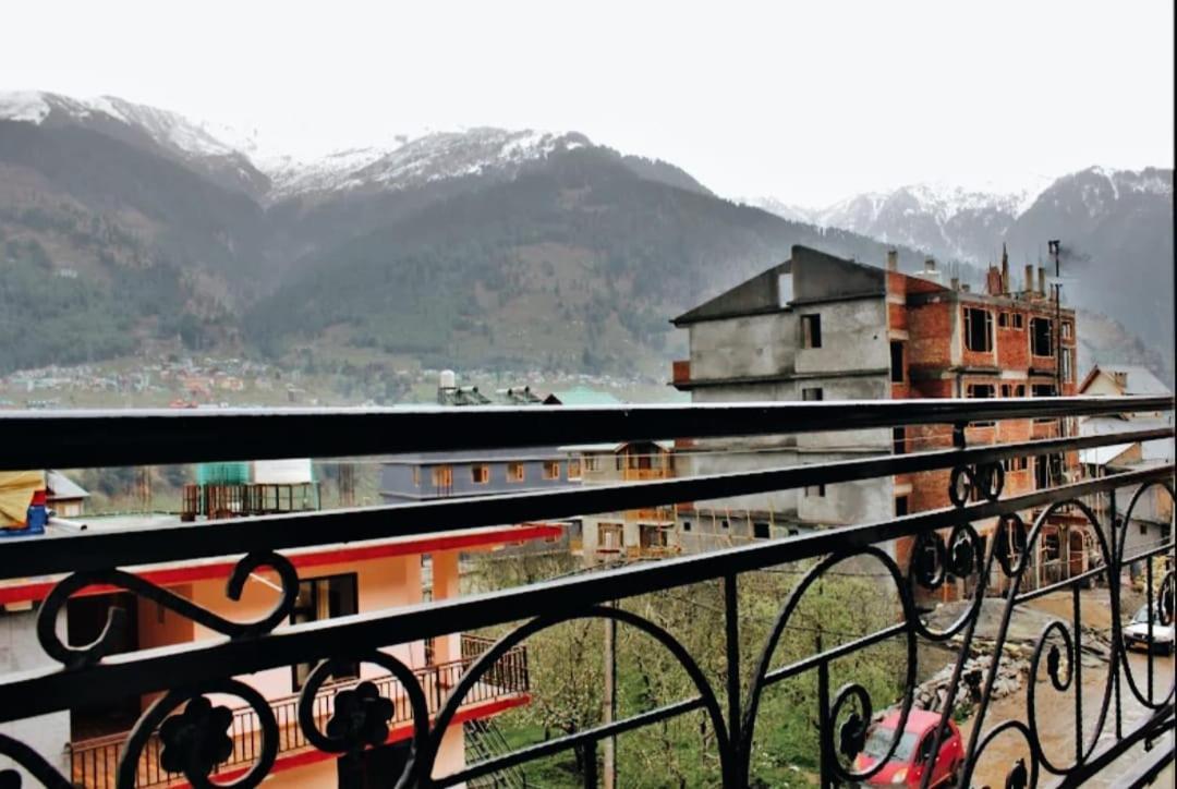 New Ocean * Manali (Himachal Pradesh)