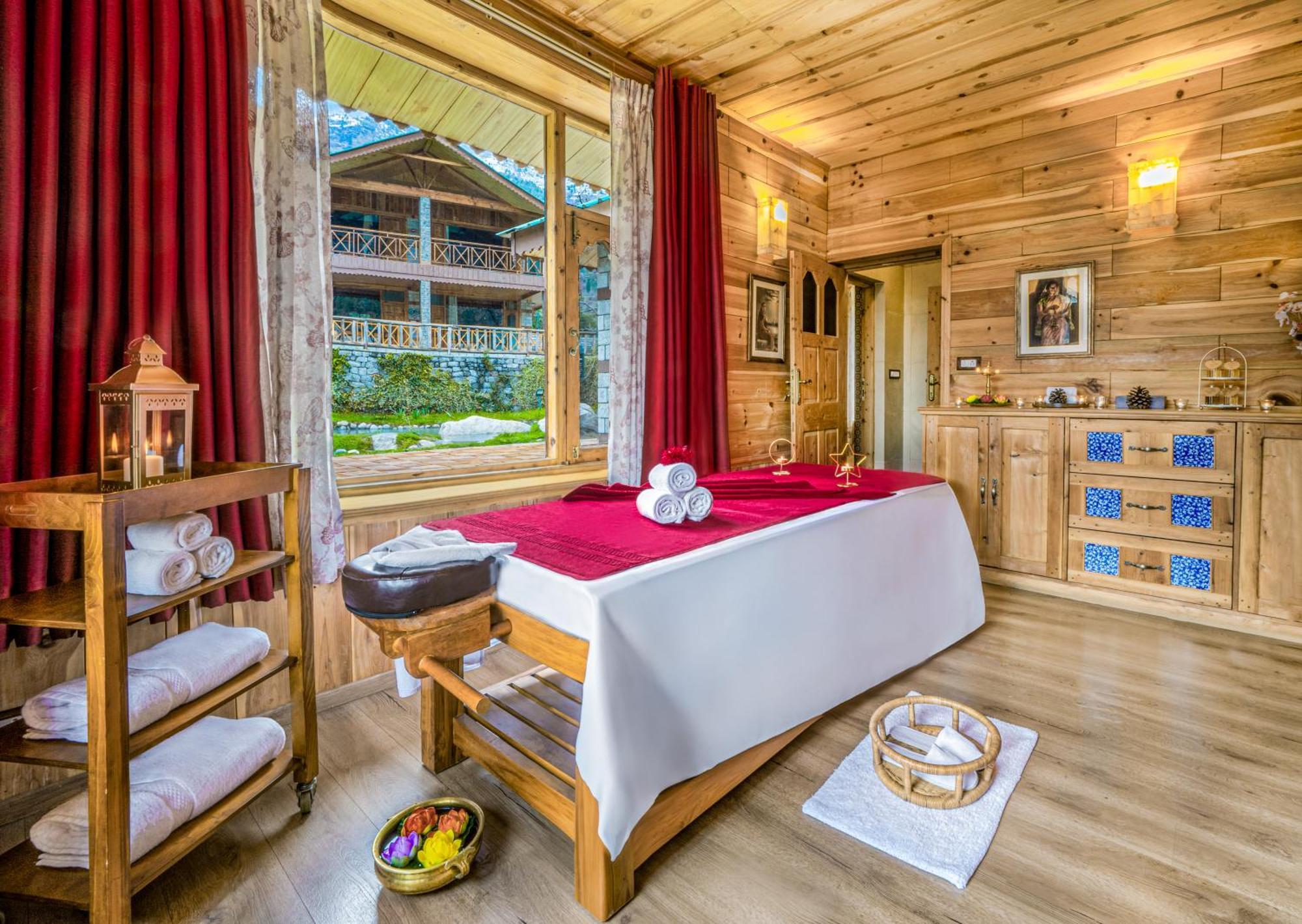 Hotel Storii By Itc Urvashis Retreat, 5*