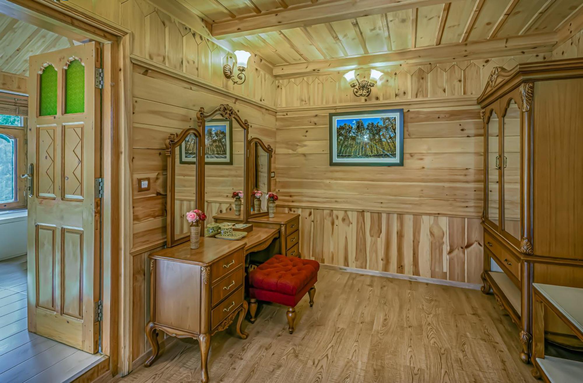 Storii By Itc Urvashis Retreat, 5* Manali (Himachal Pradesh)