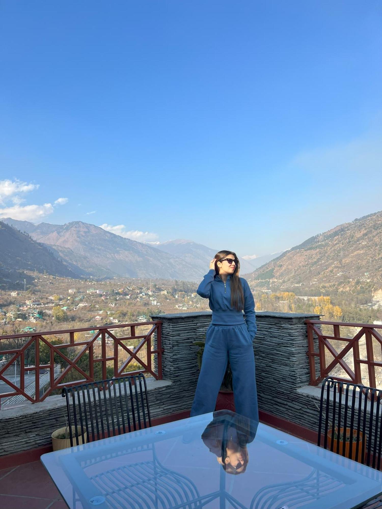 Hotel Regenta By Riverside Manali (Himachal Pradesh)