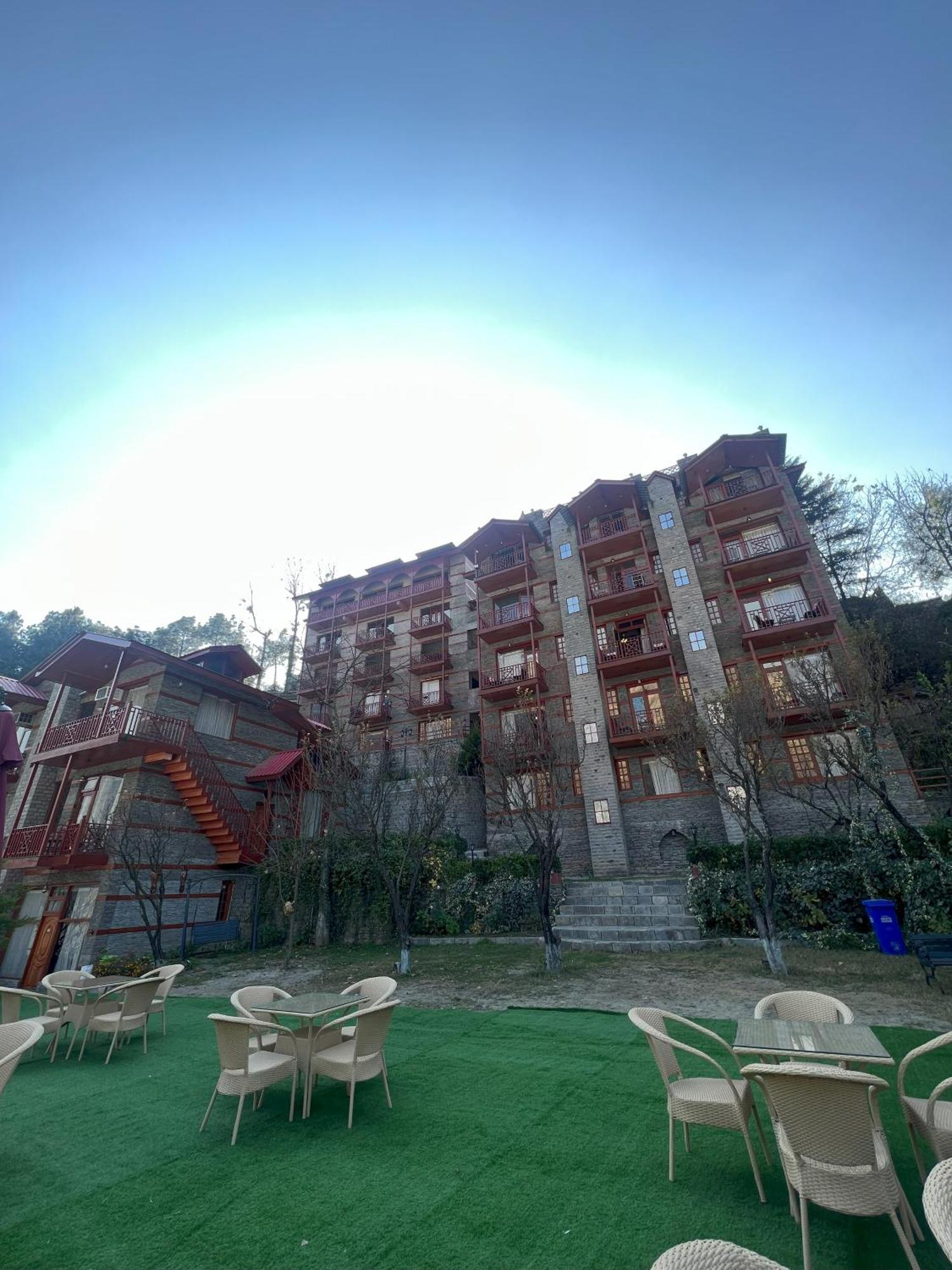 Hotel Regenta By Riverside