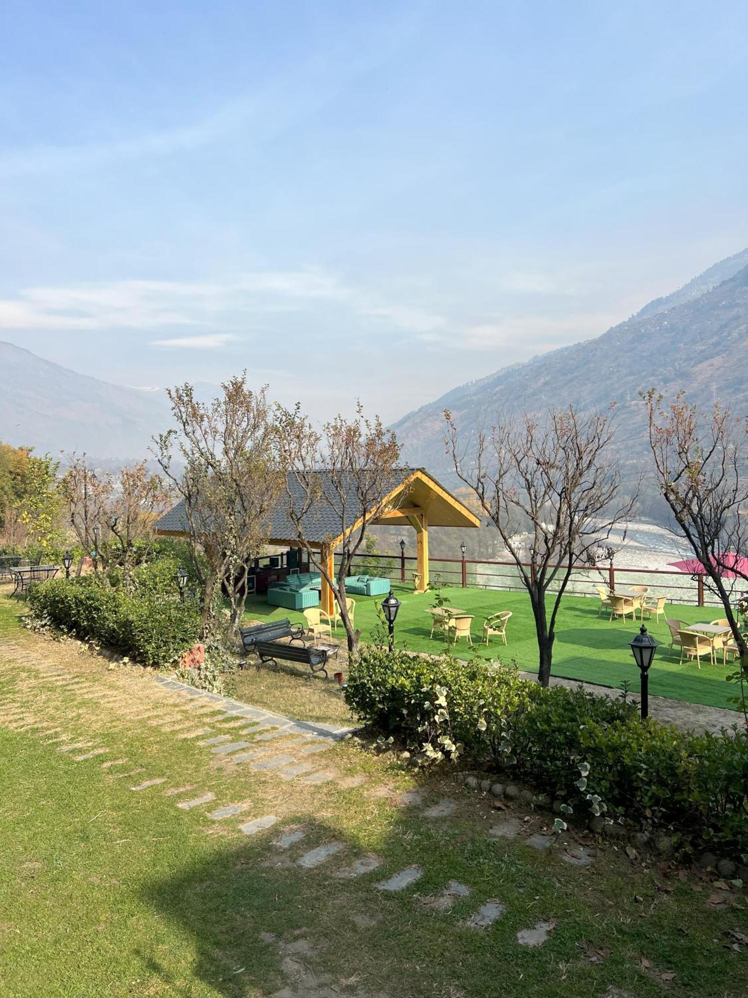 Regenta By Riverside Hotel Manali (Himachal Pradesh)