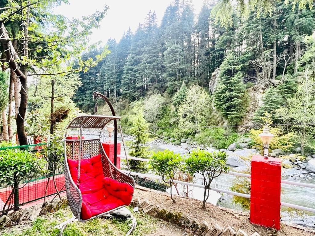 The River Front On Mall Road Manali (Himachal Pradesh)