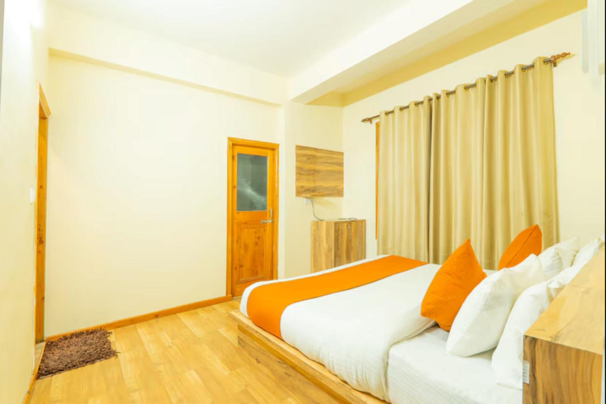 Hill Resort Manali Manali (Himachal Pradesh)
