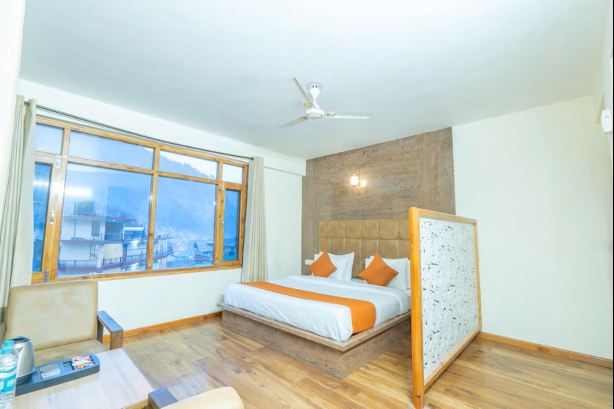 Hotel Hill Resort Manali 3*