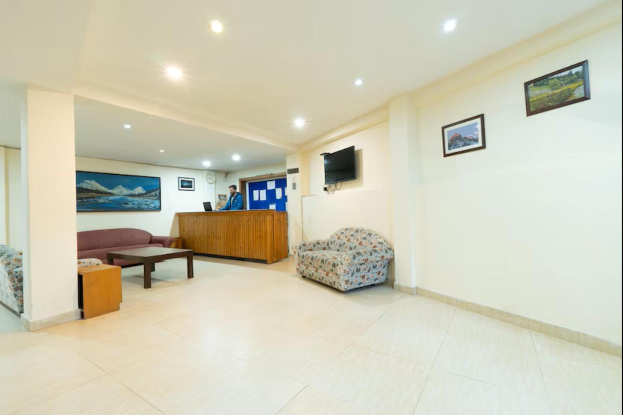 Hotel Hill Resort Manali 3*