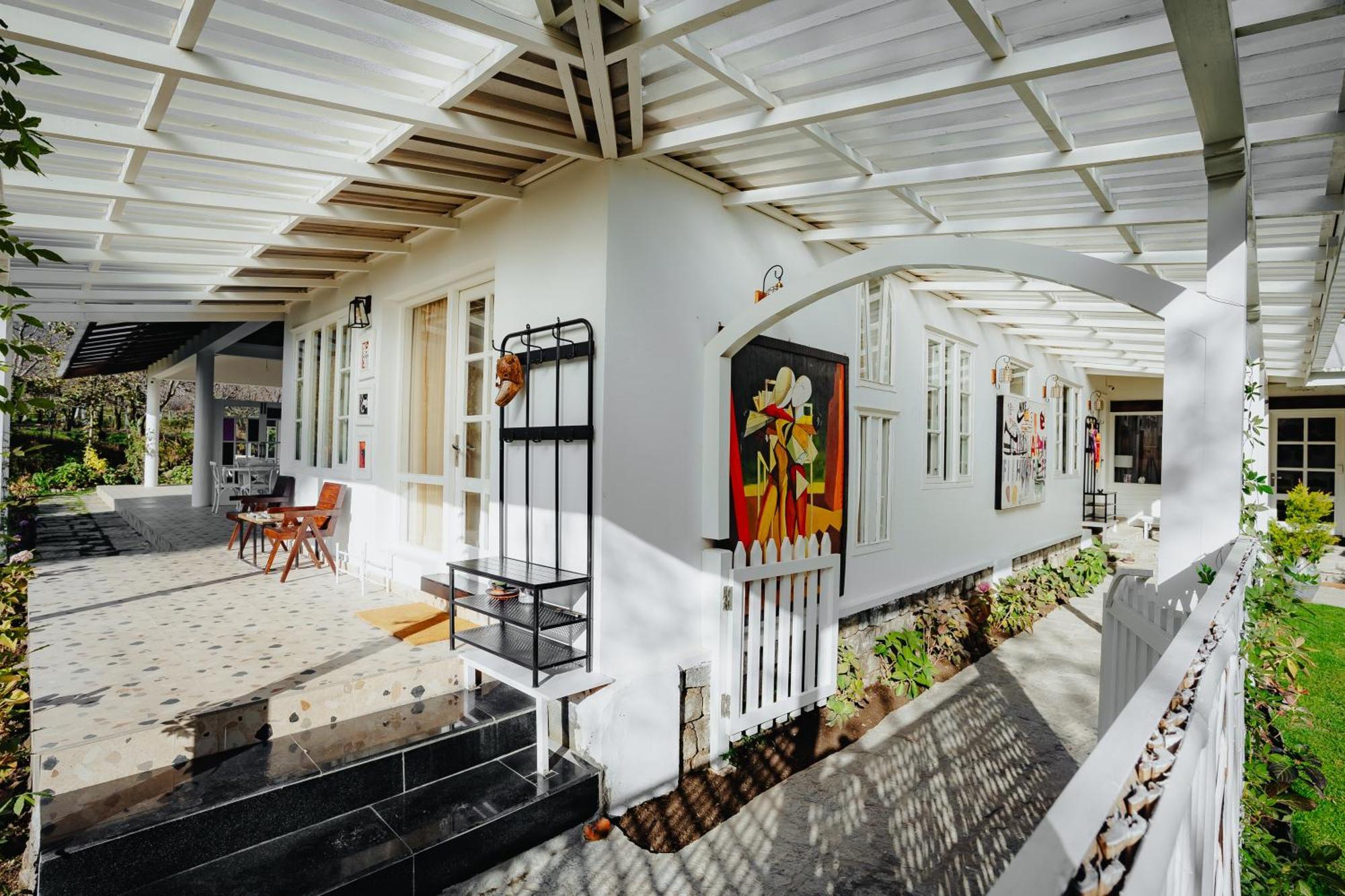 Ekaa House