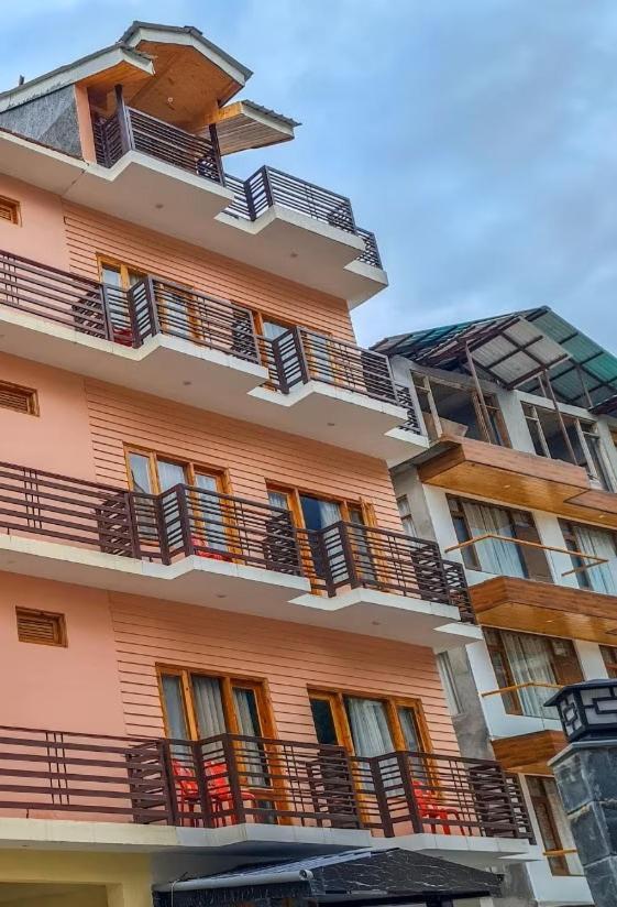 Amrit Dhara Manali (Himachal Pradesh)