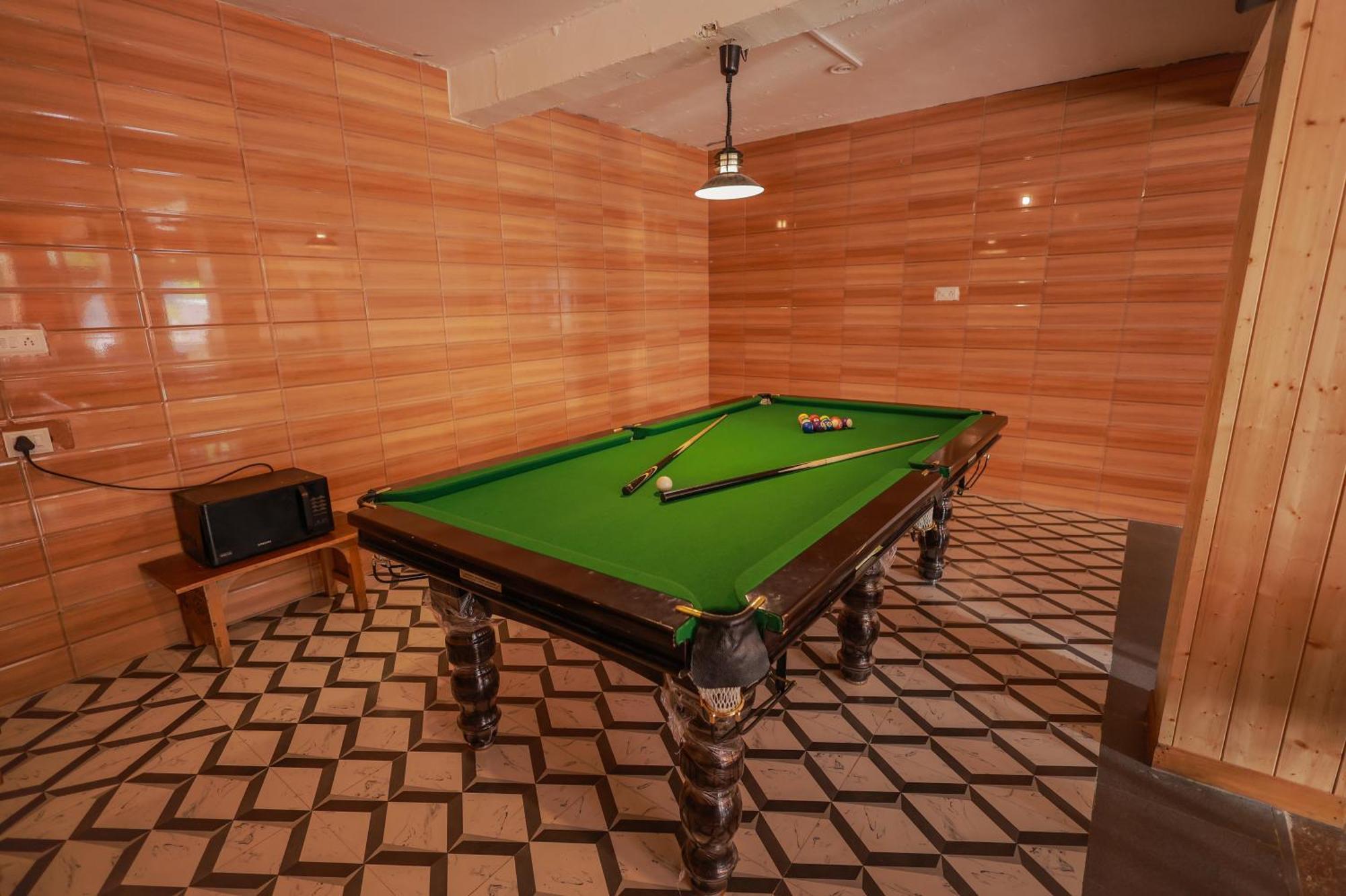 Hotel Snow River, Manali (Himachal Pradesh)
